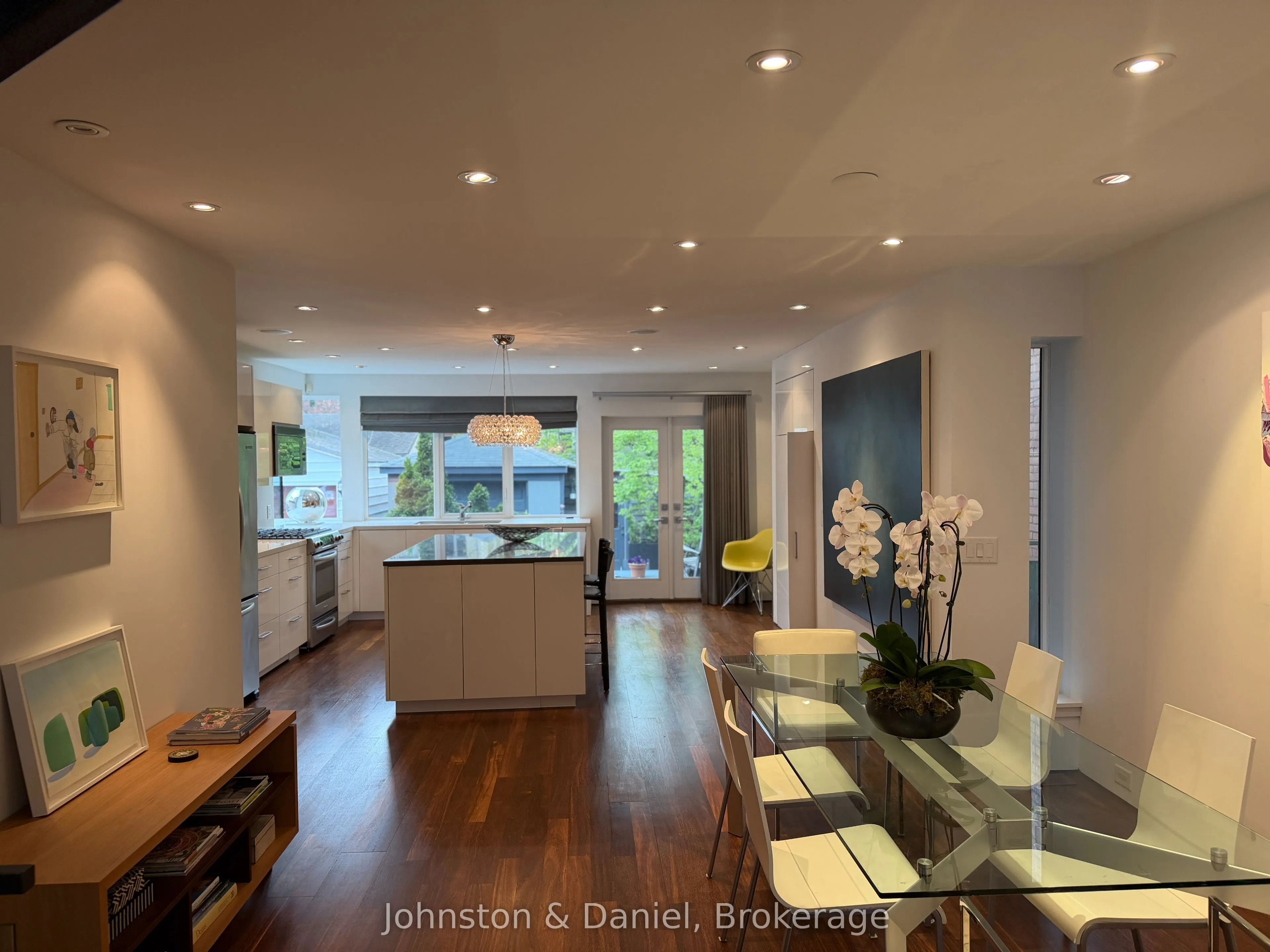 44 Standish Avenue