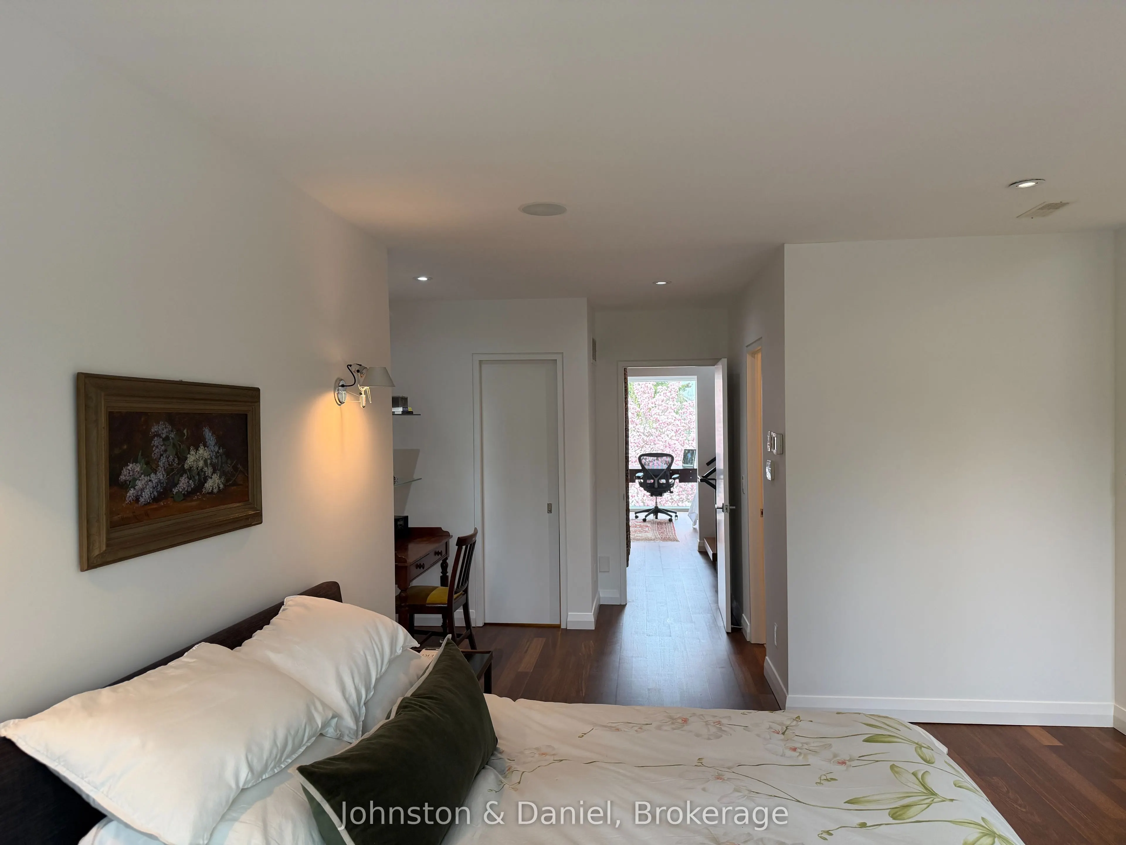 44 Standish Avenue