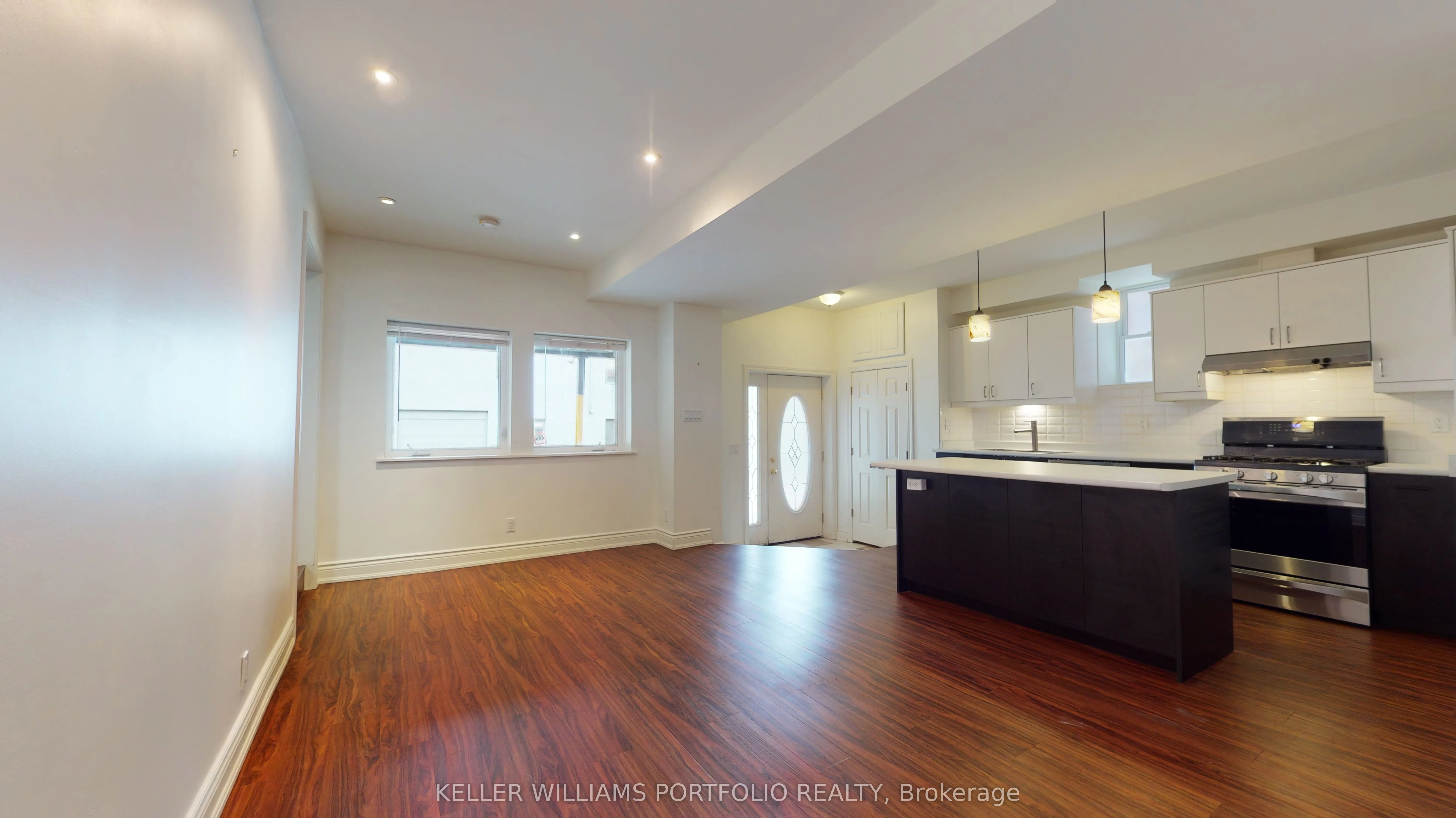 546 Eglinton Avenue E #5