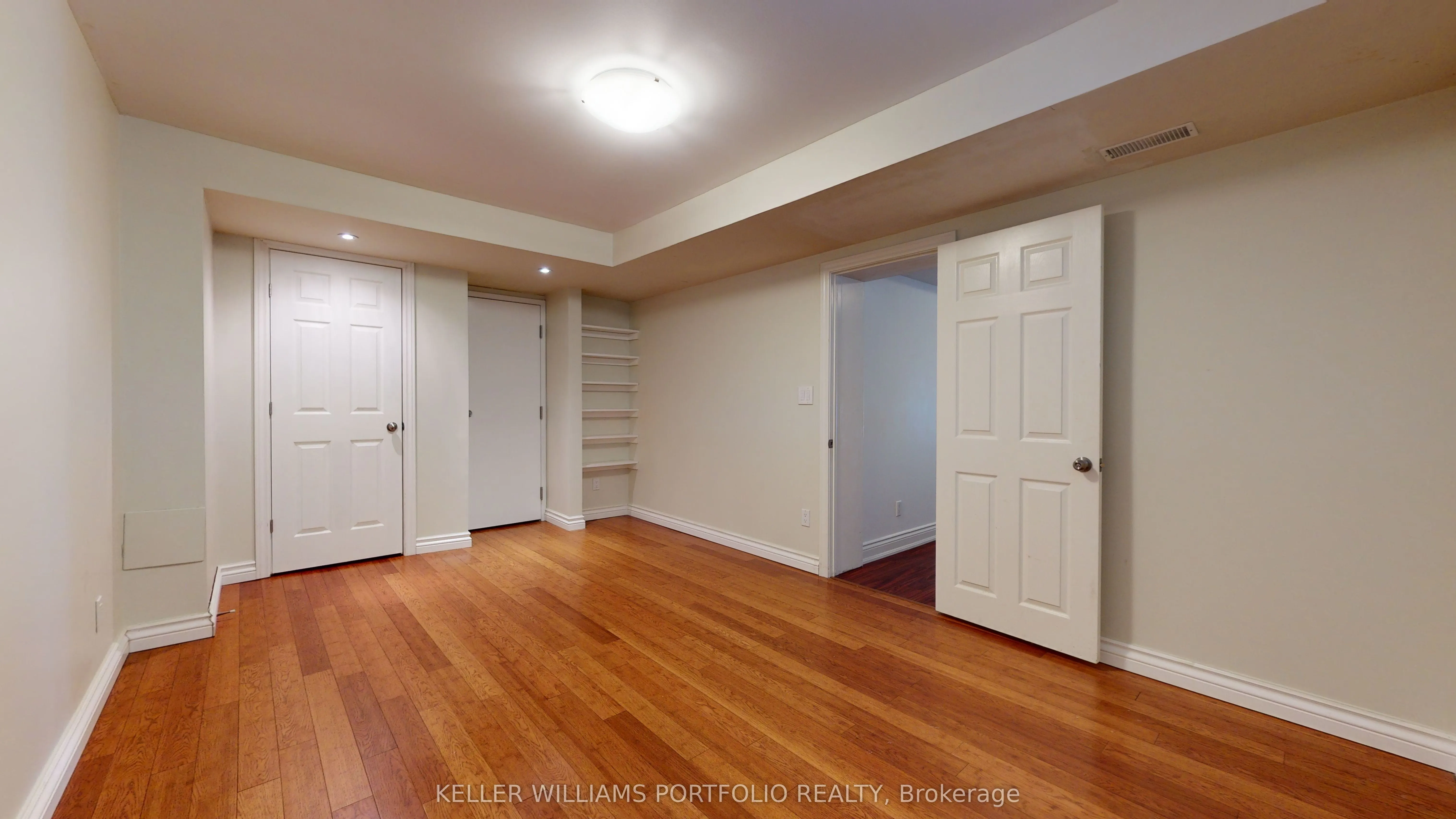 546 Eglinton Avenue E #5