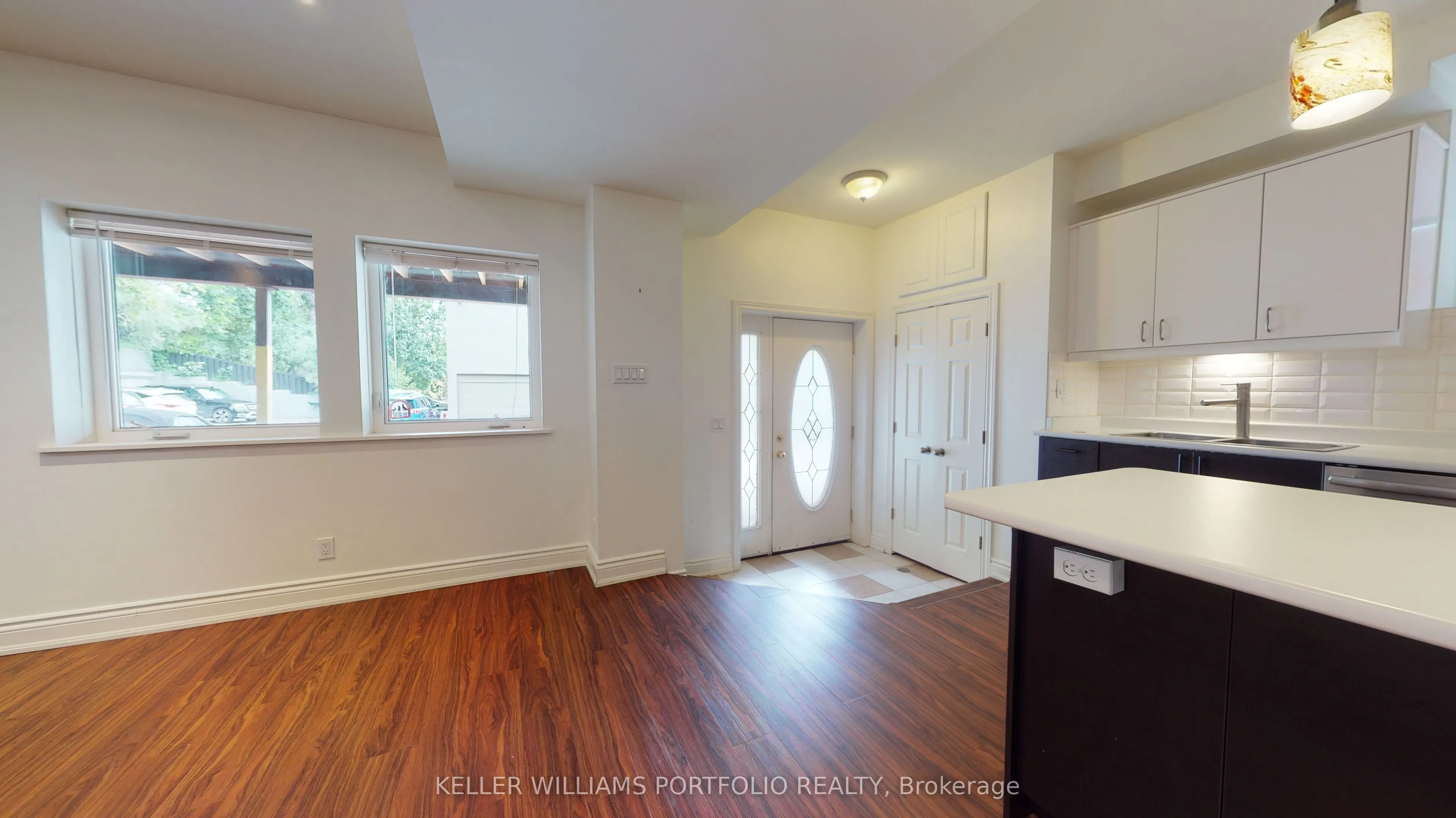 546 Eglinton Avenue E #5