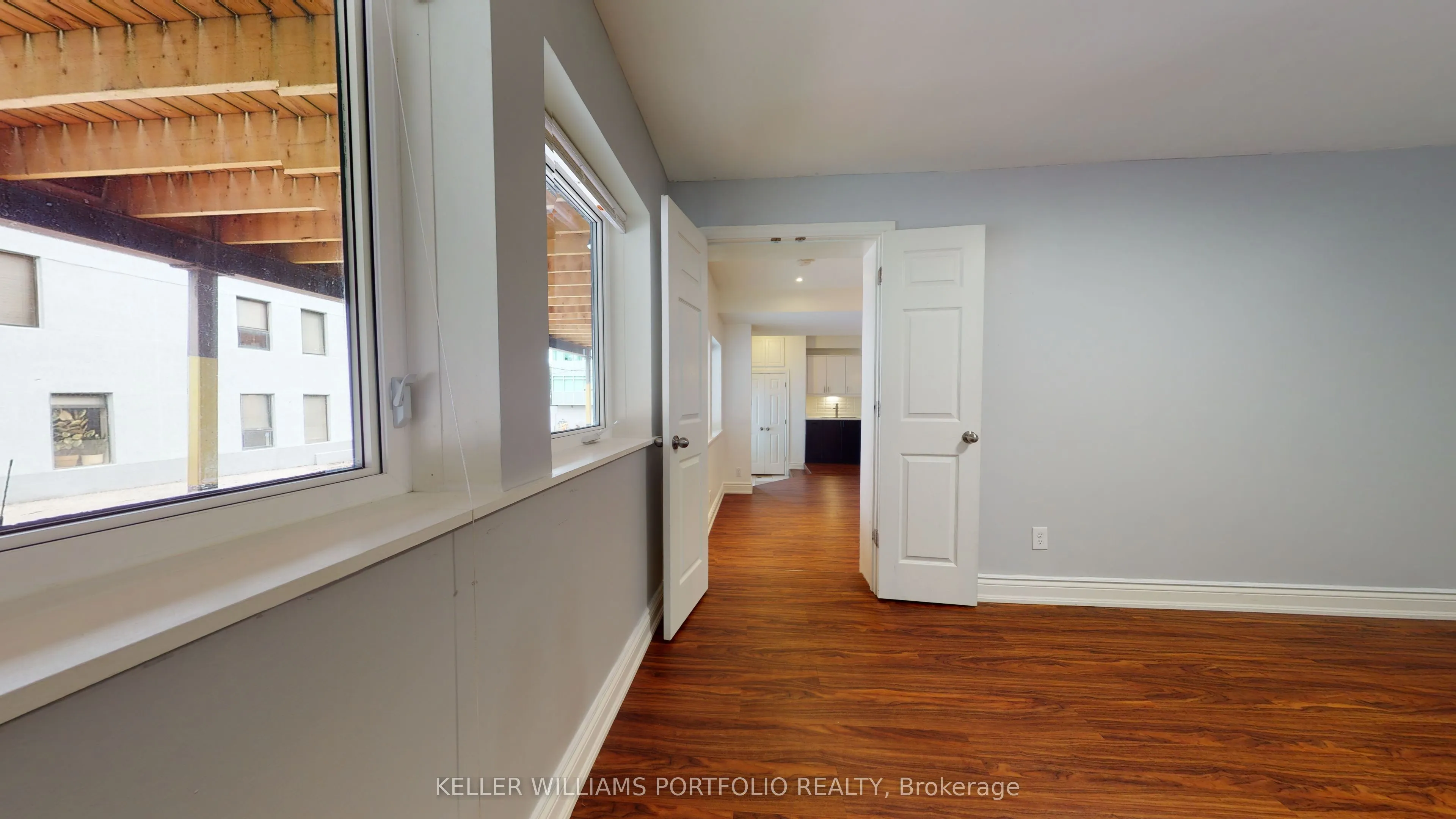 546 Eglinton Avenue E #5