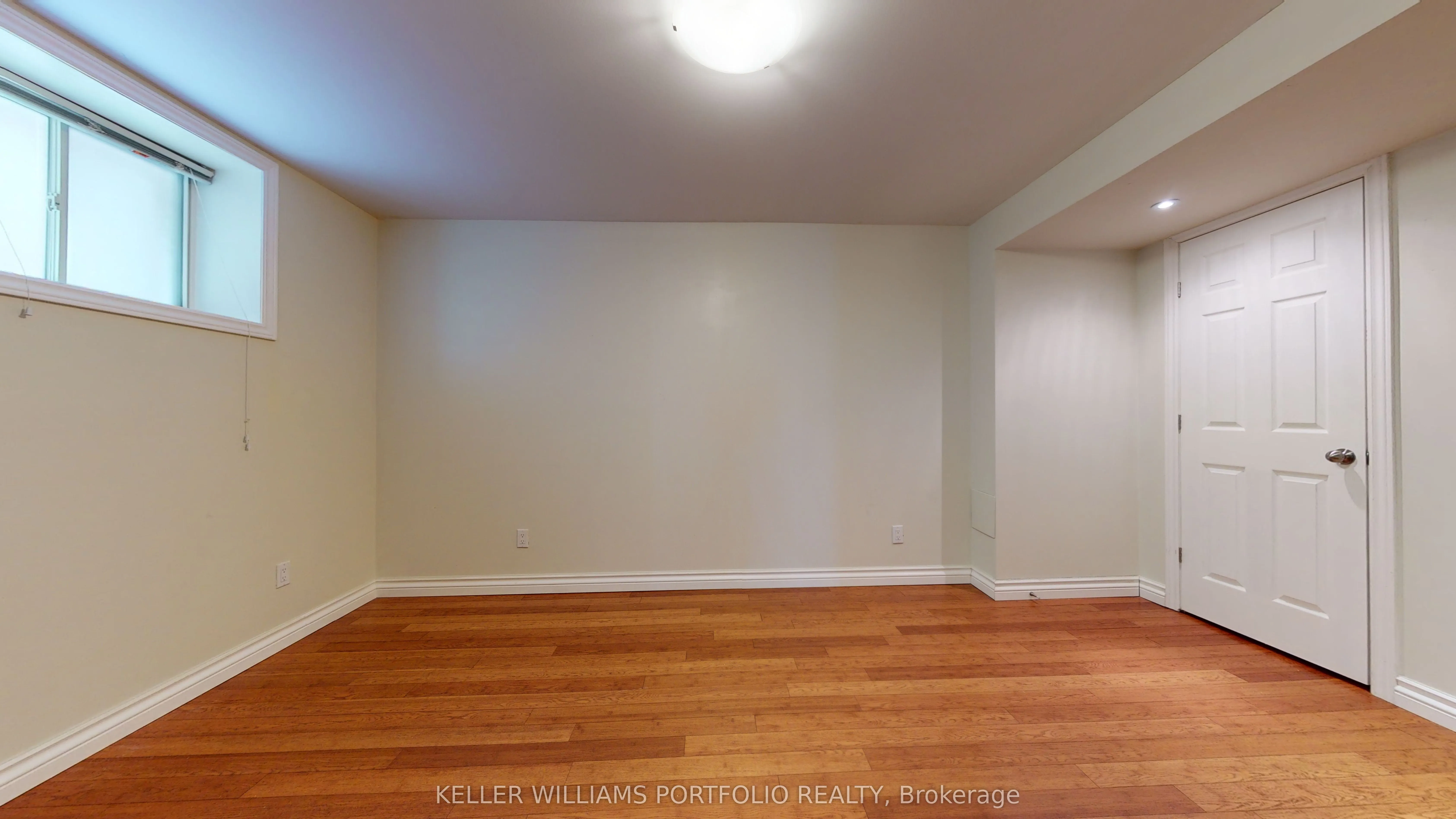 546 Eglinton Avenue E #5