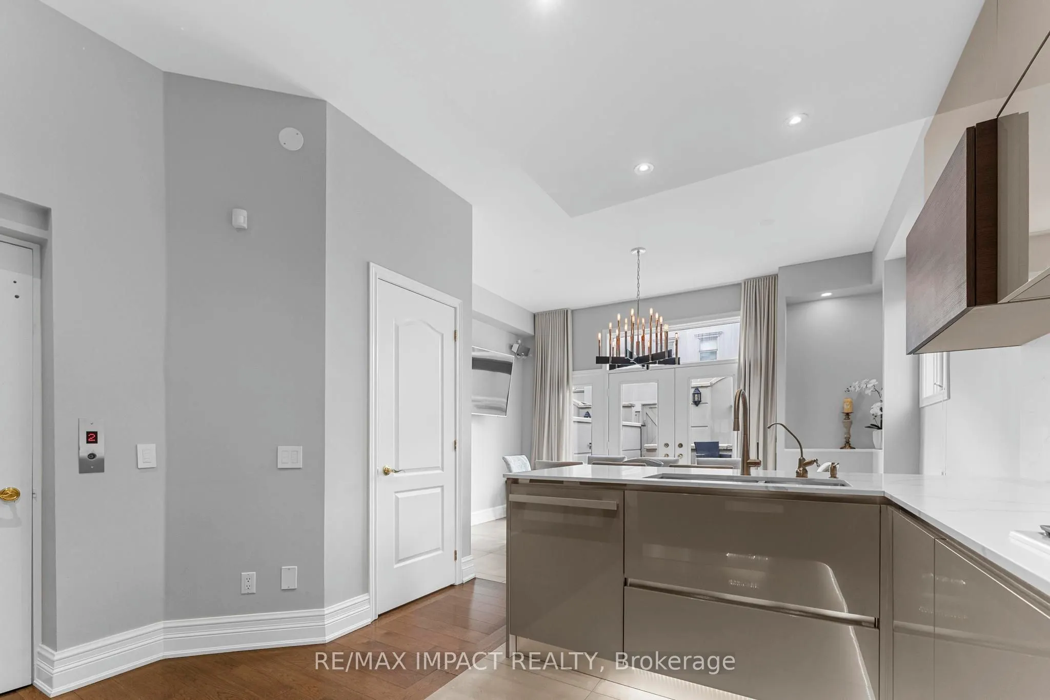 260 Russell Hill Road #13