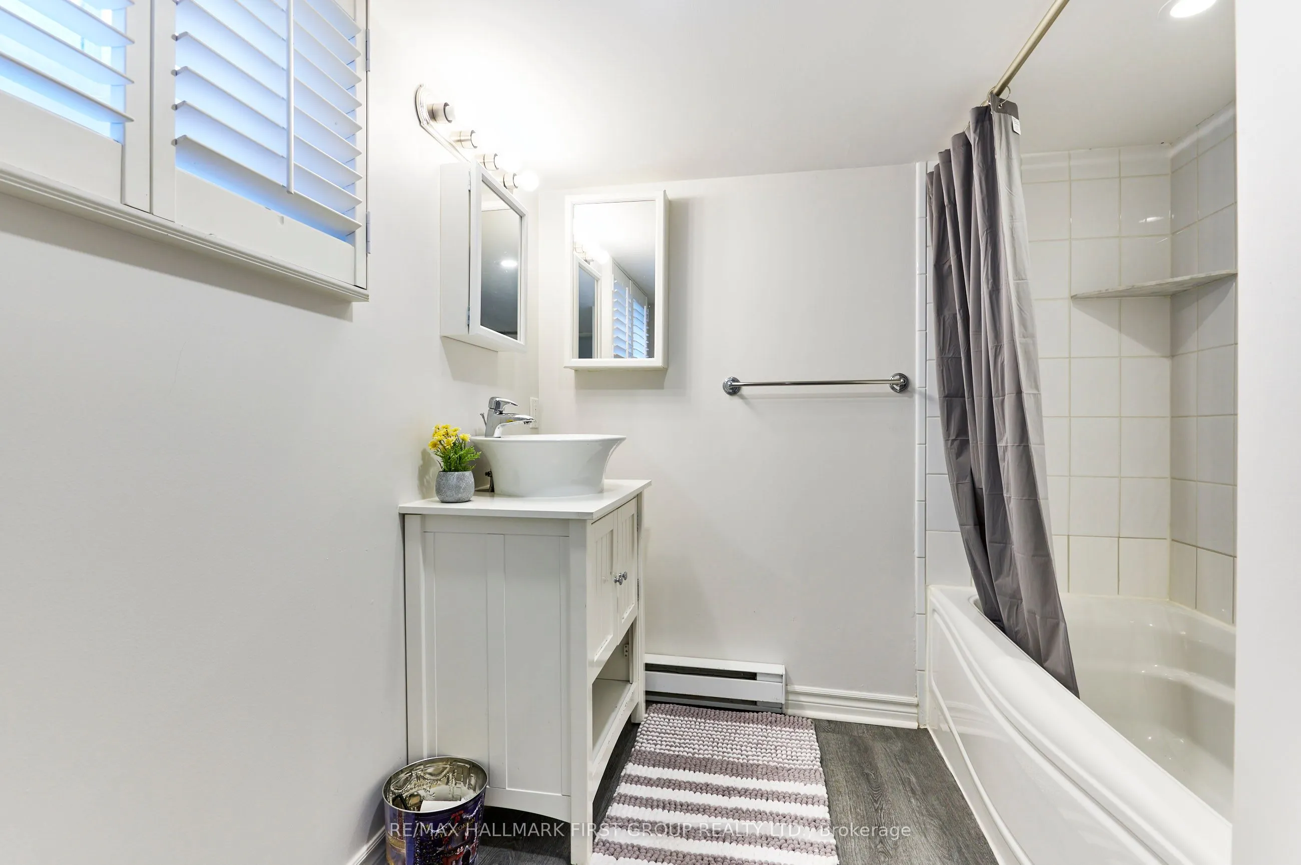 207 Bayview Heights Drive #Lower