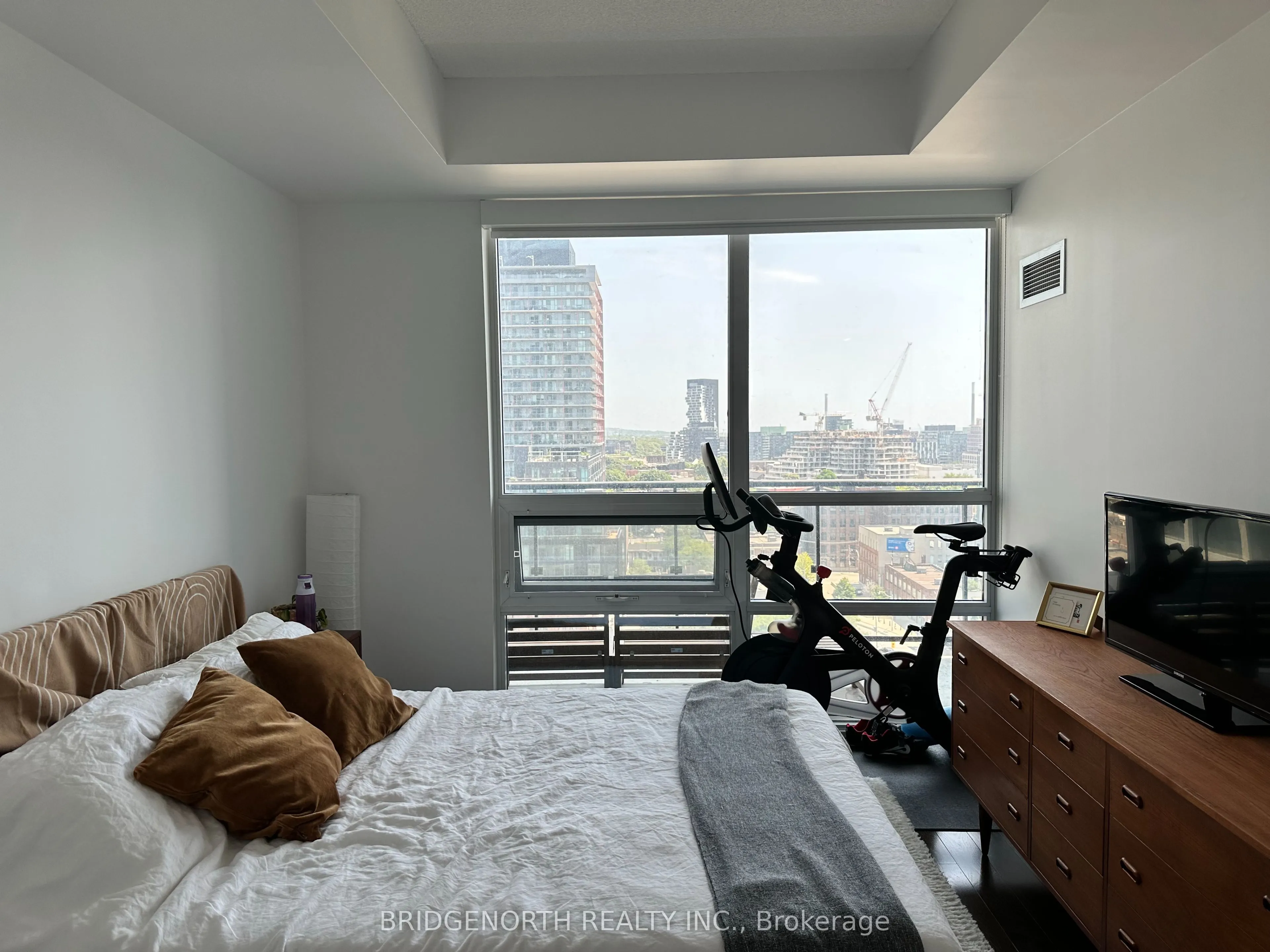 460 Adelaide Street E #1726