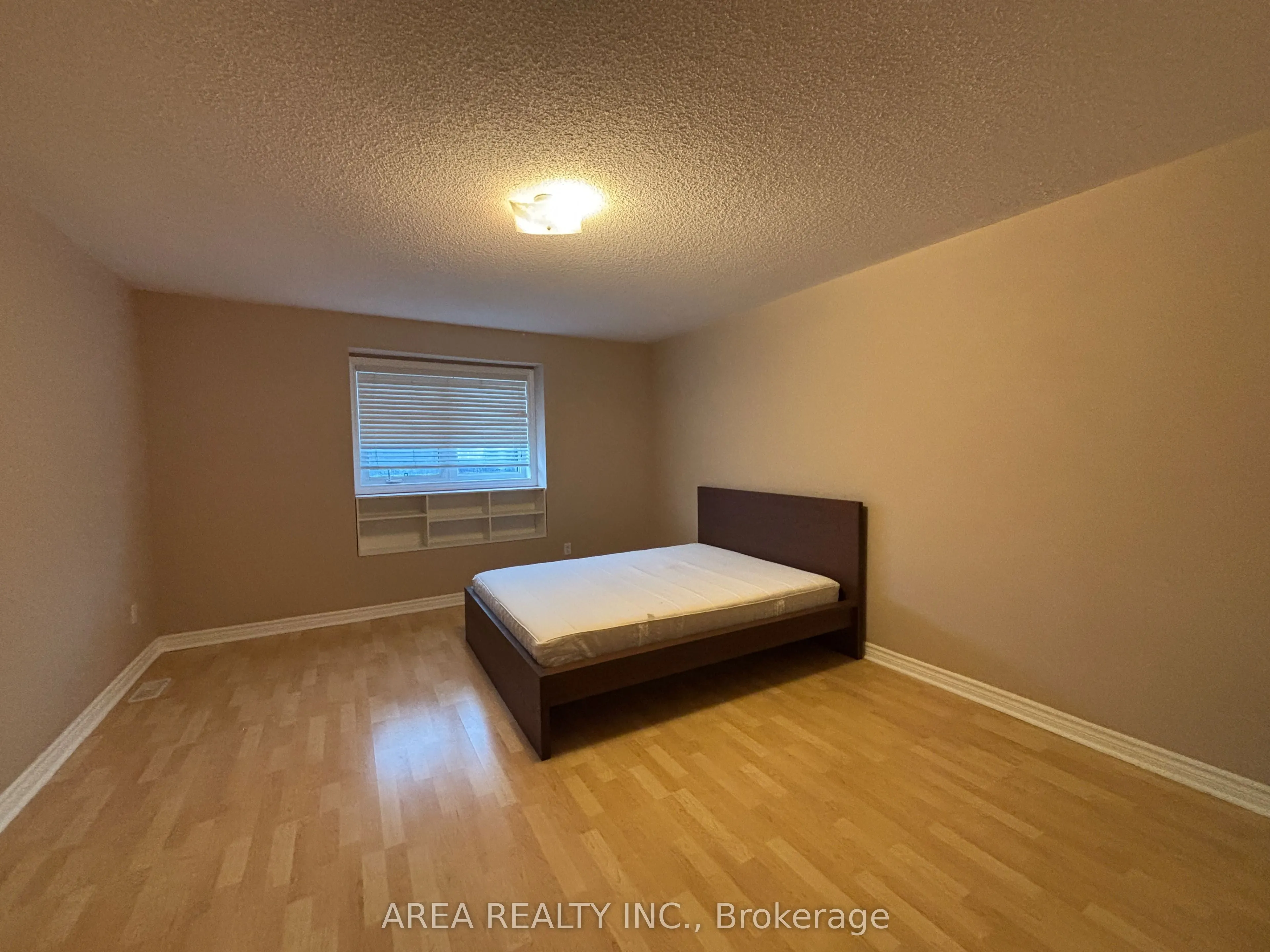 134A Finch Avenue W