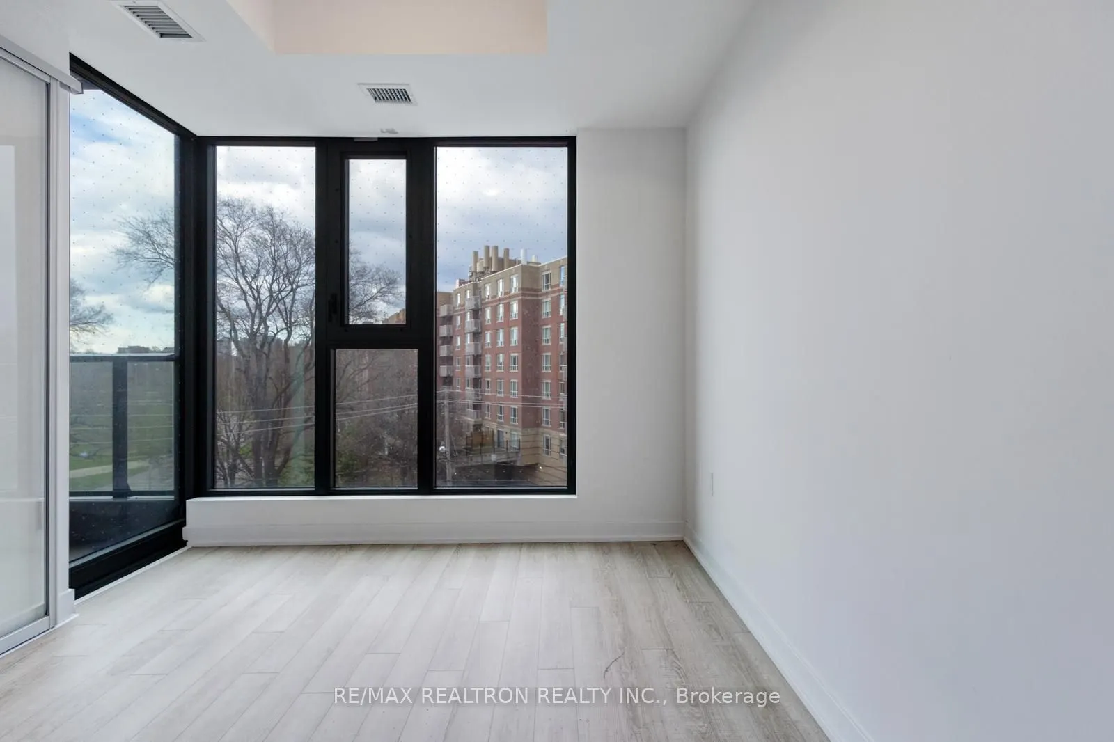 250 Lawrence Avenue W #416