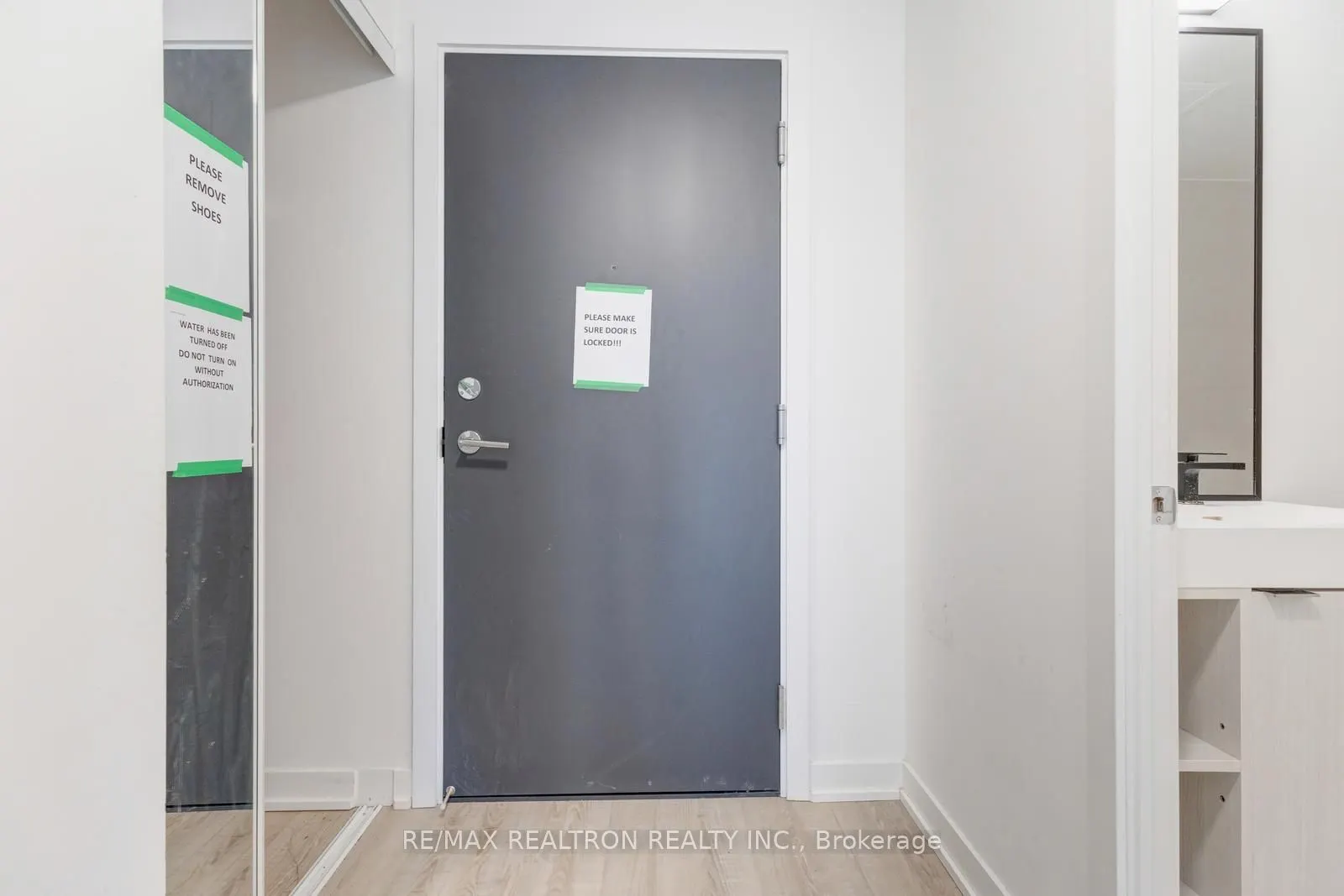 250 Lawrence Avenue W #416