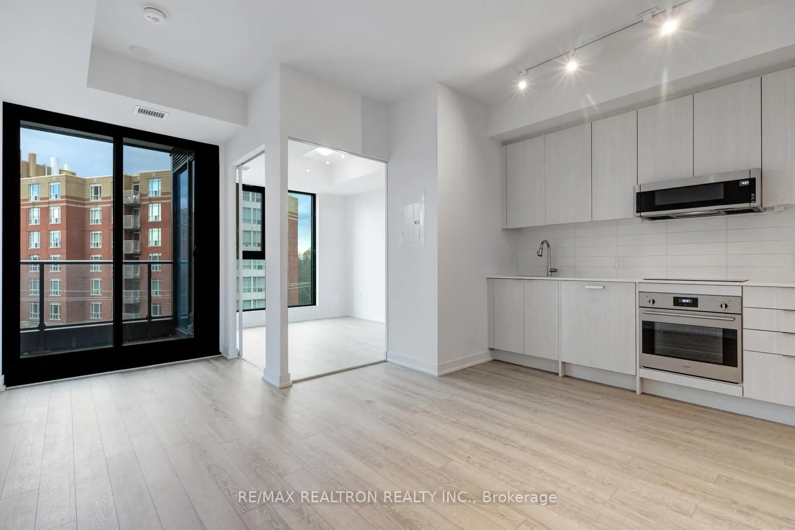 250 Lawrence Avenue W #416