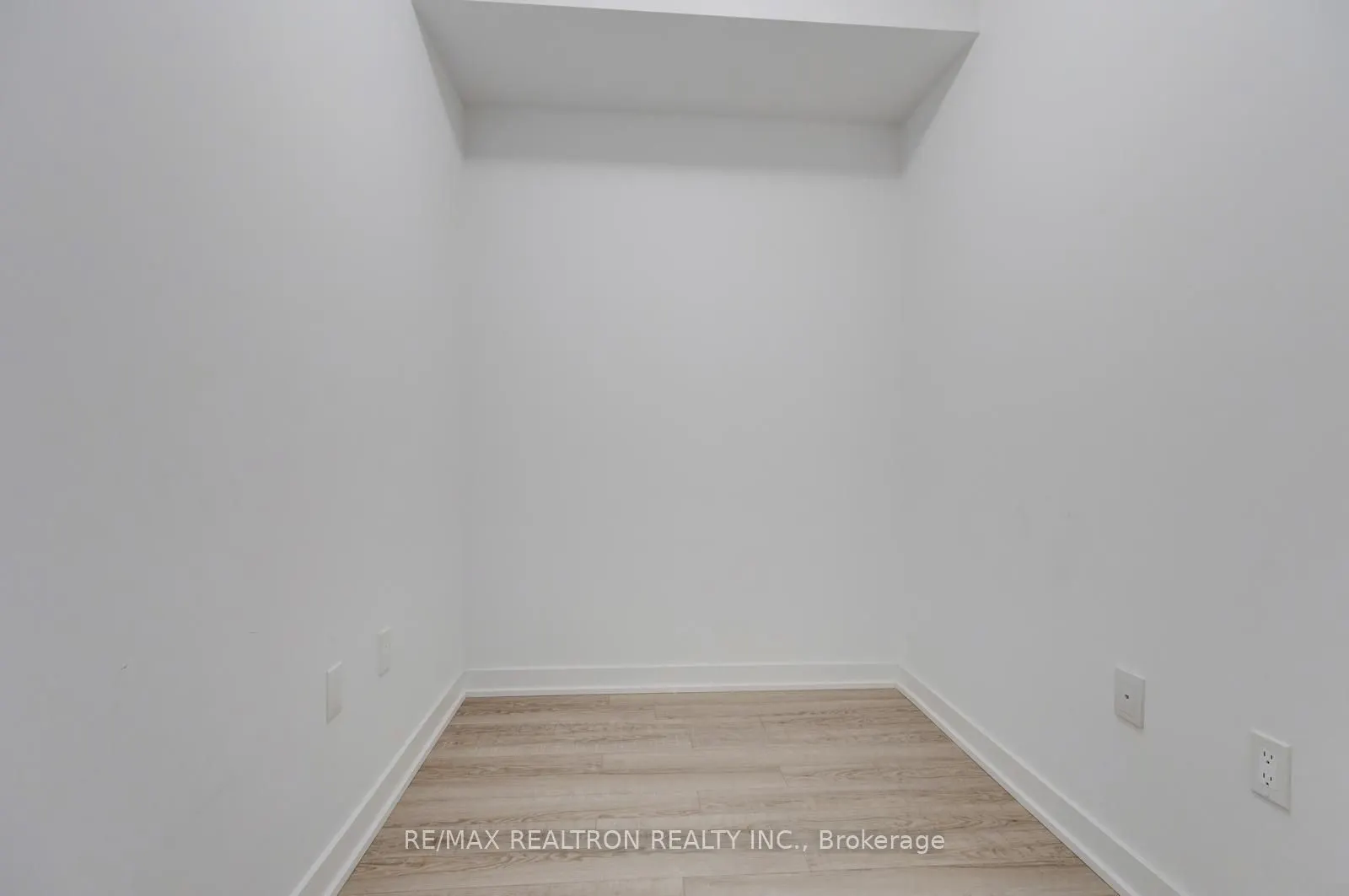 250 Lawrence Avenue W #416