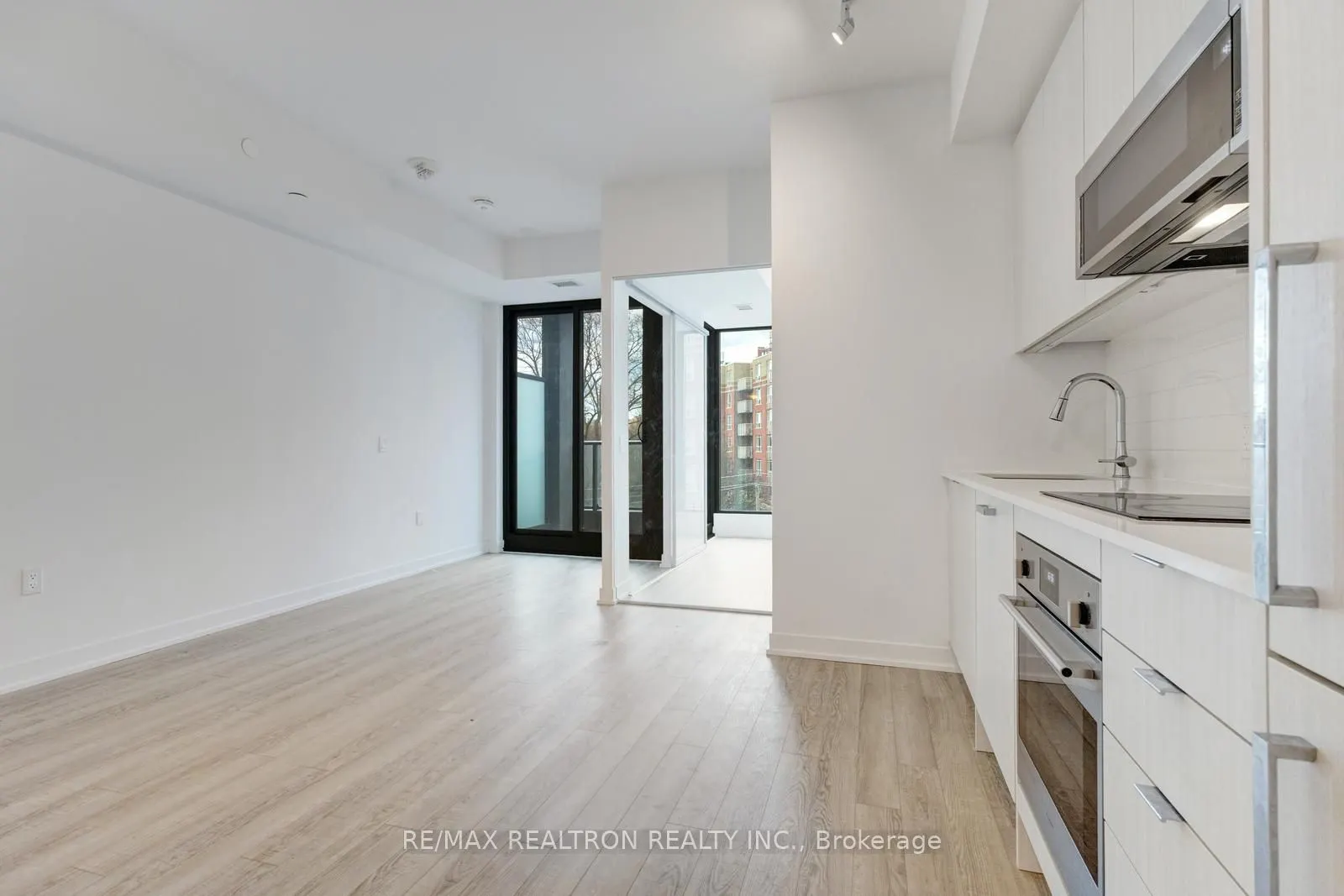 250 Lawrence Avenue W #416