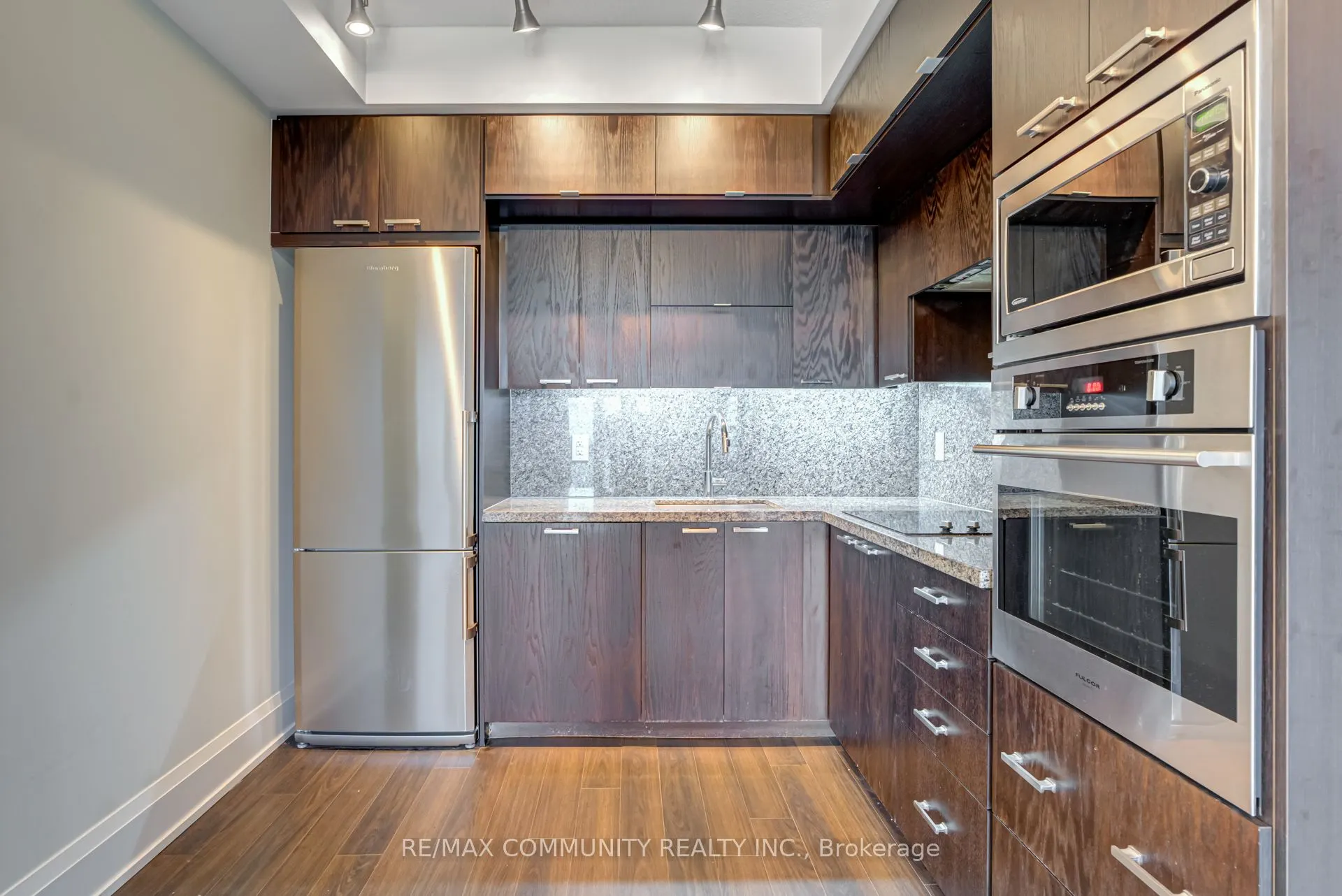 120 Harrison Garden Boulevard #1008