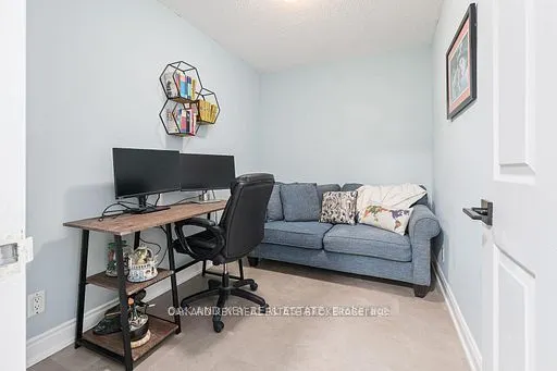 245 Davisville Avenue #613