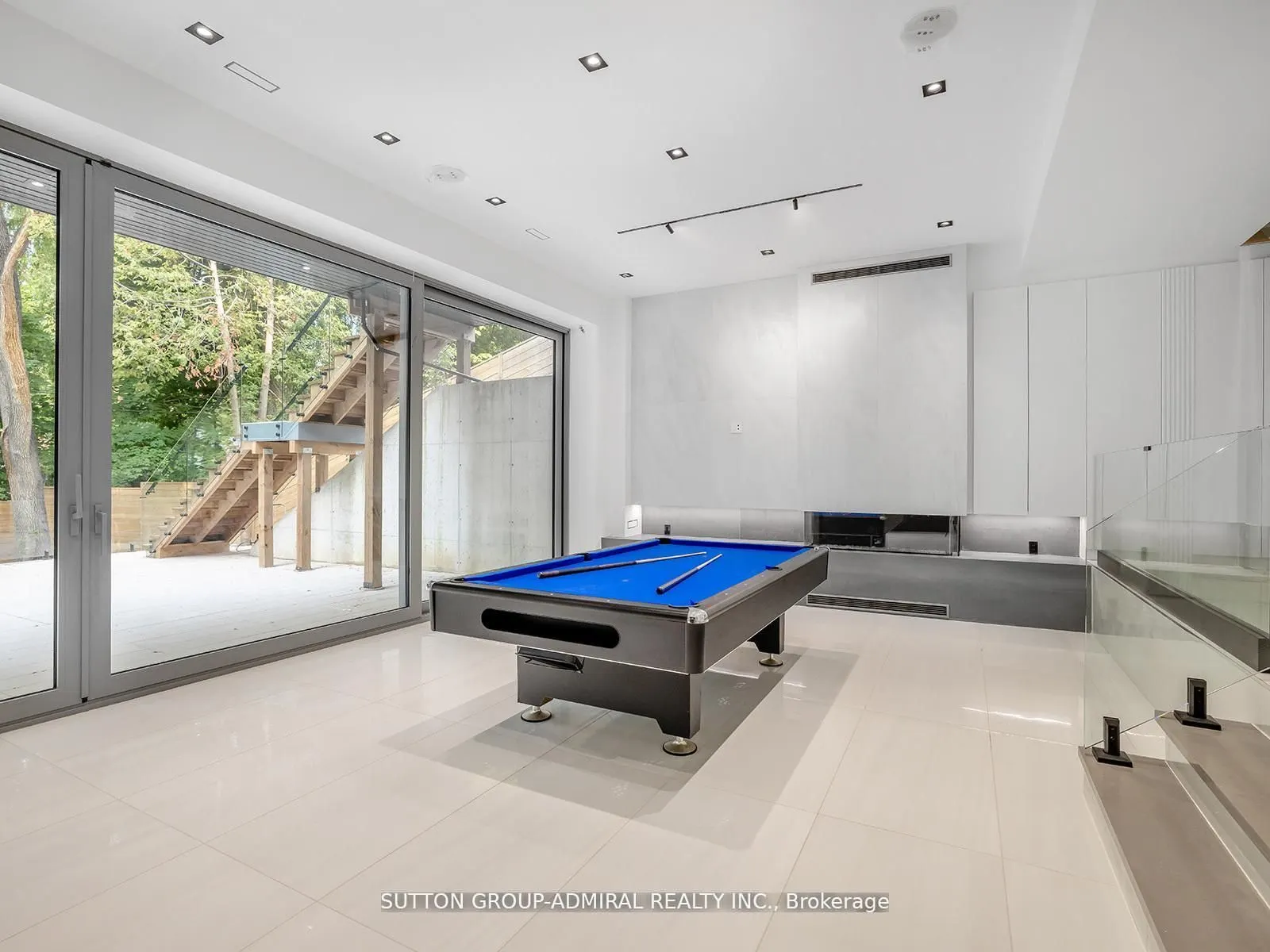 157 Old Forest Hill Road