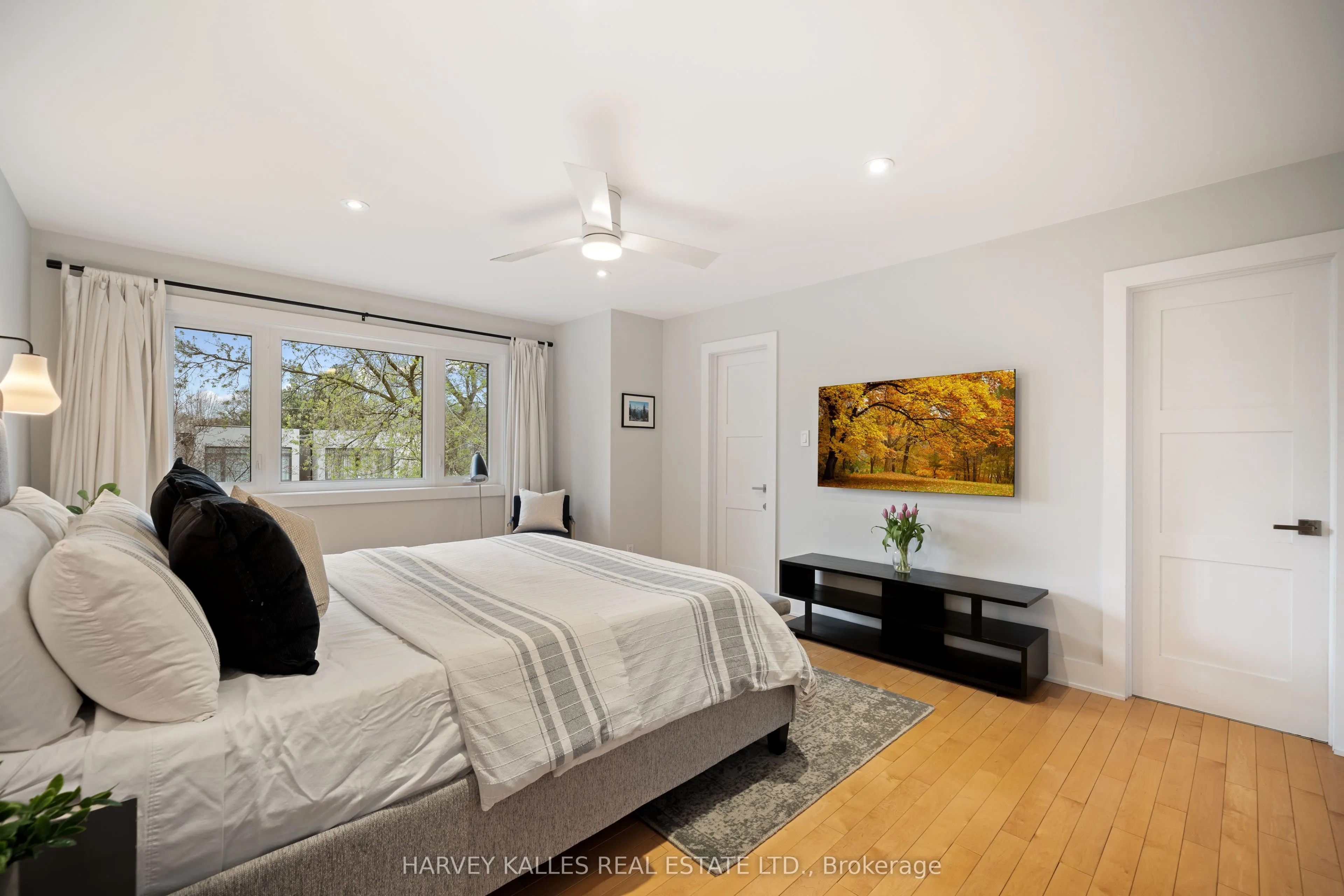 434 Bedford Park Avenue