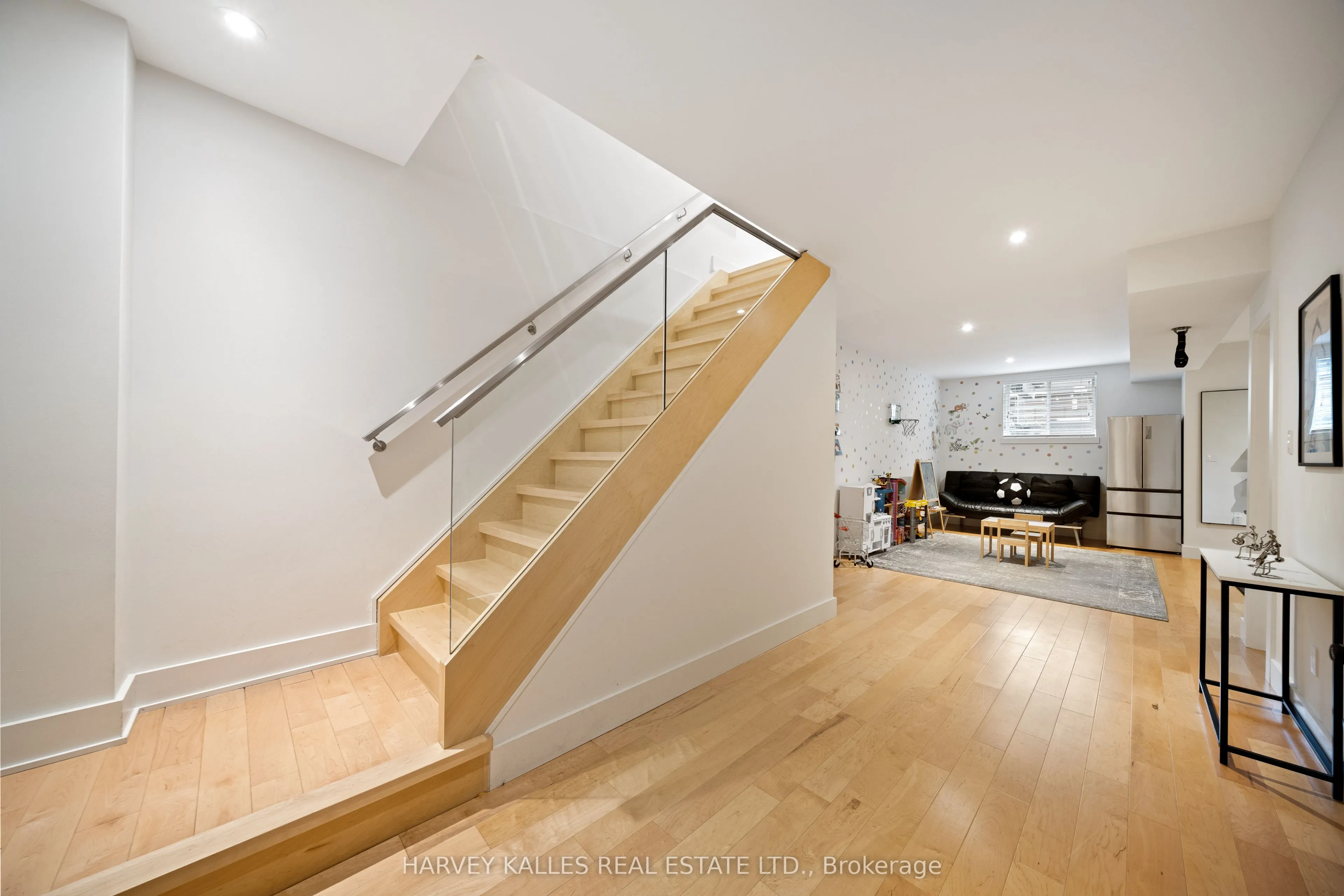 434 Bedford Park Avenue