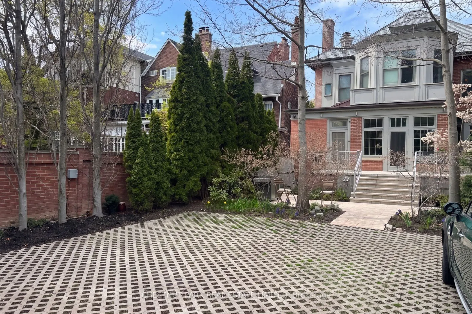 17 Elm Avenue
