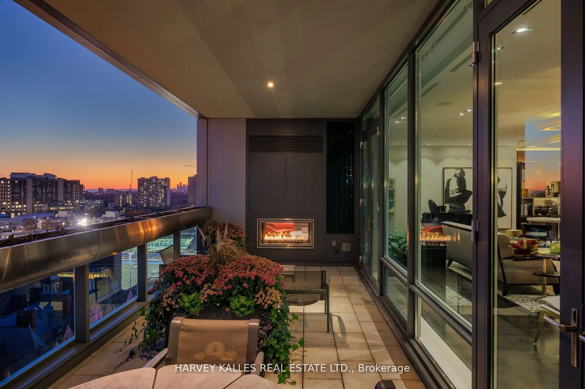 206 Bloor Street W #1501