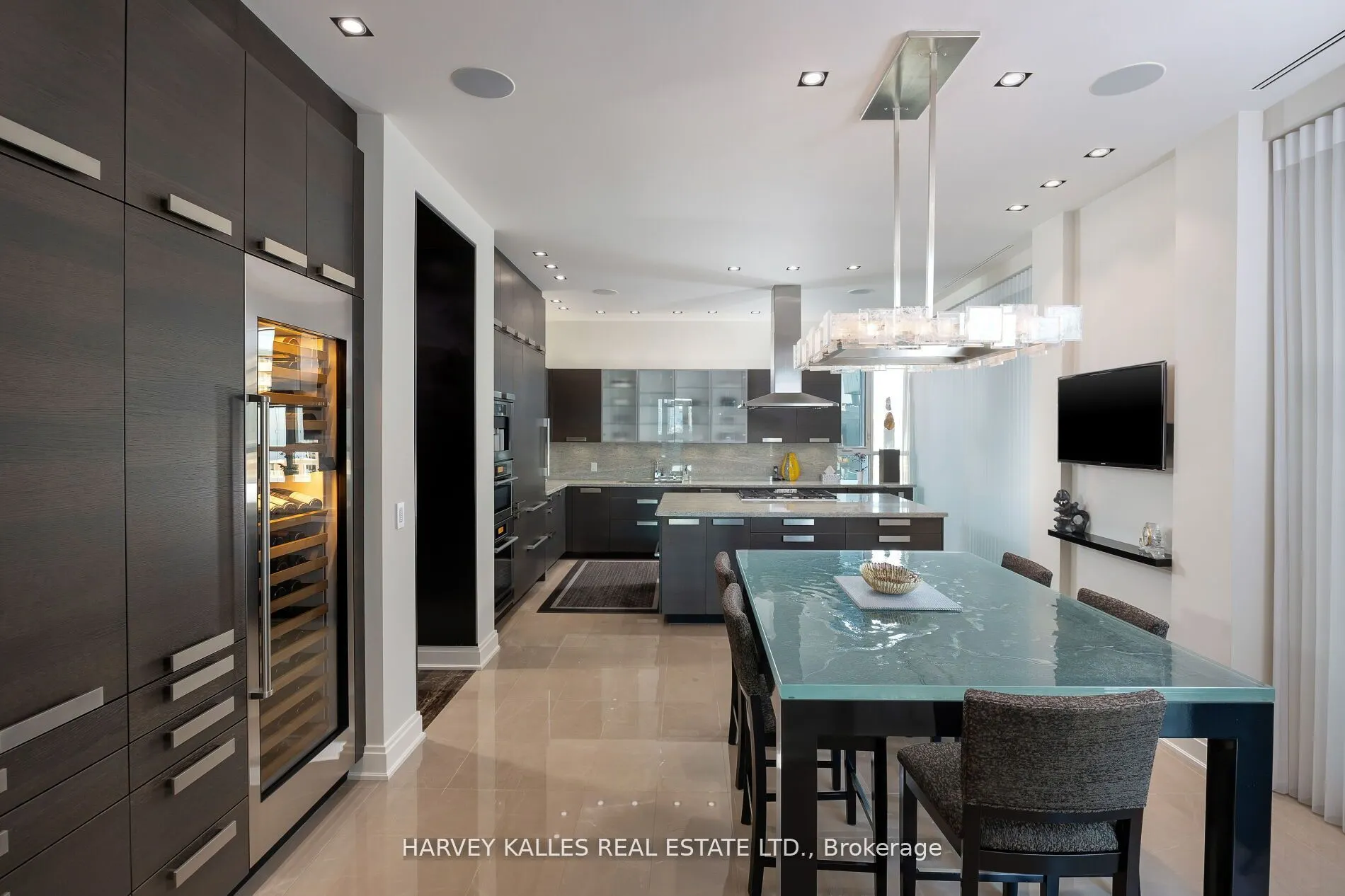 206 Bloor Street W #1501