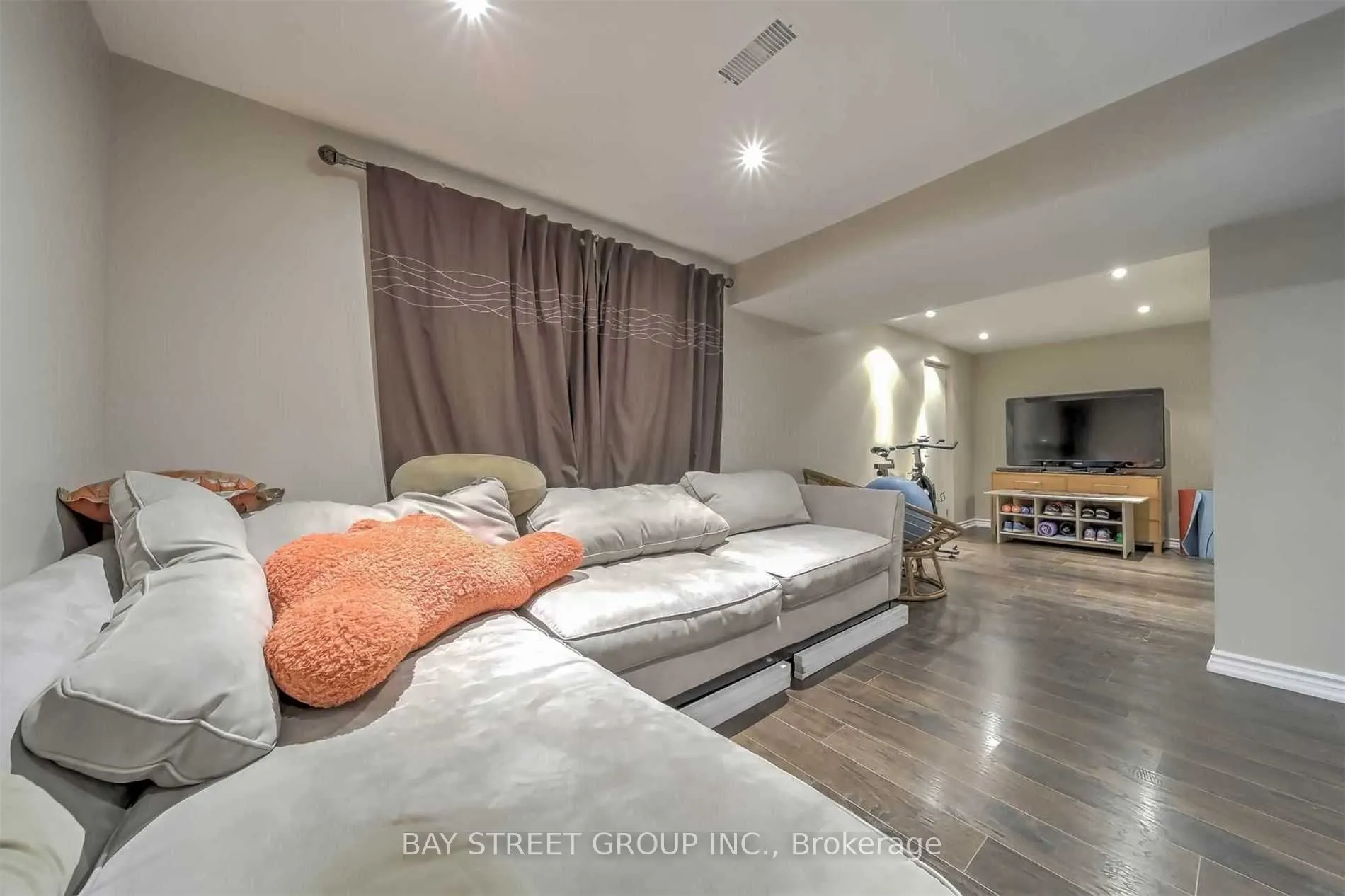 33 Heathview Avenue