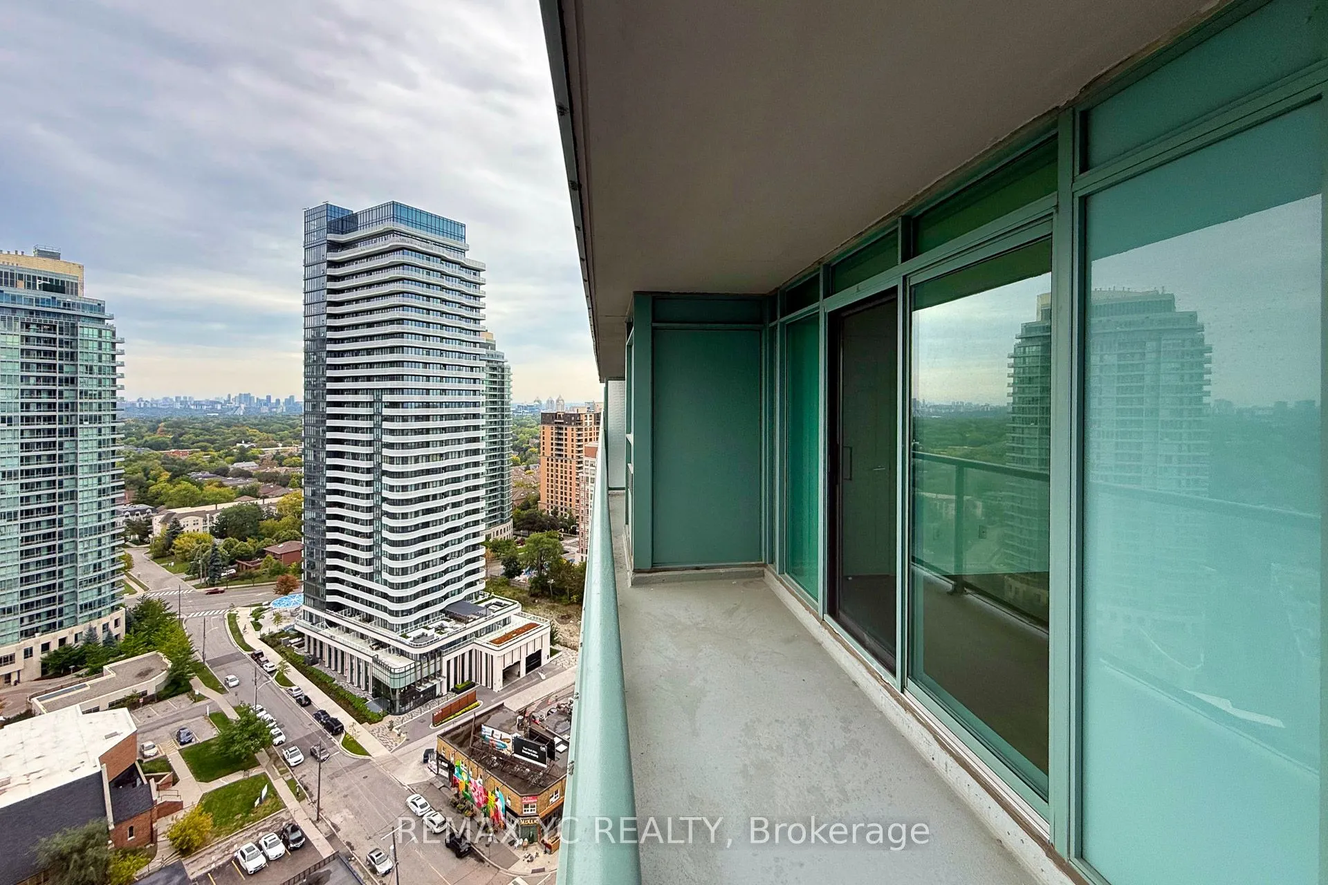 5500 Yonge Street #2410