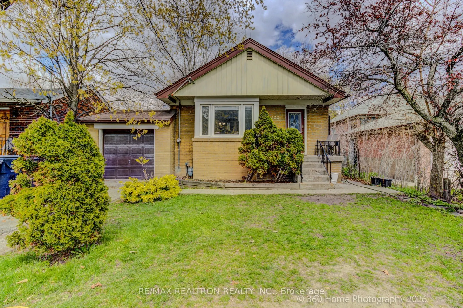 122 Mcgillivray Avenue