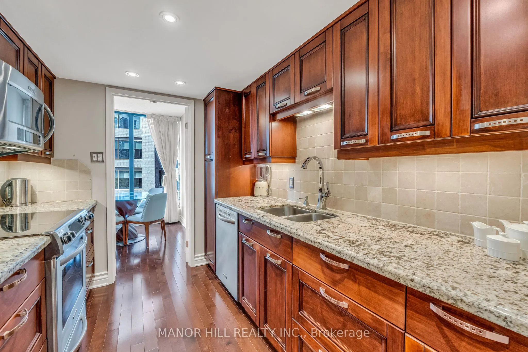 1331 Bay Street #803