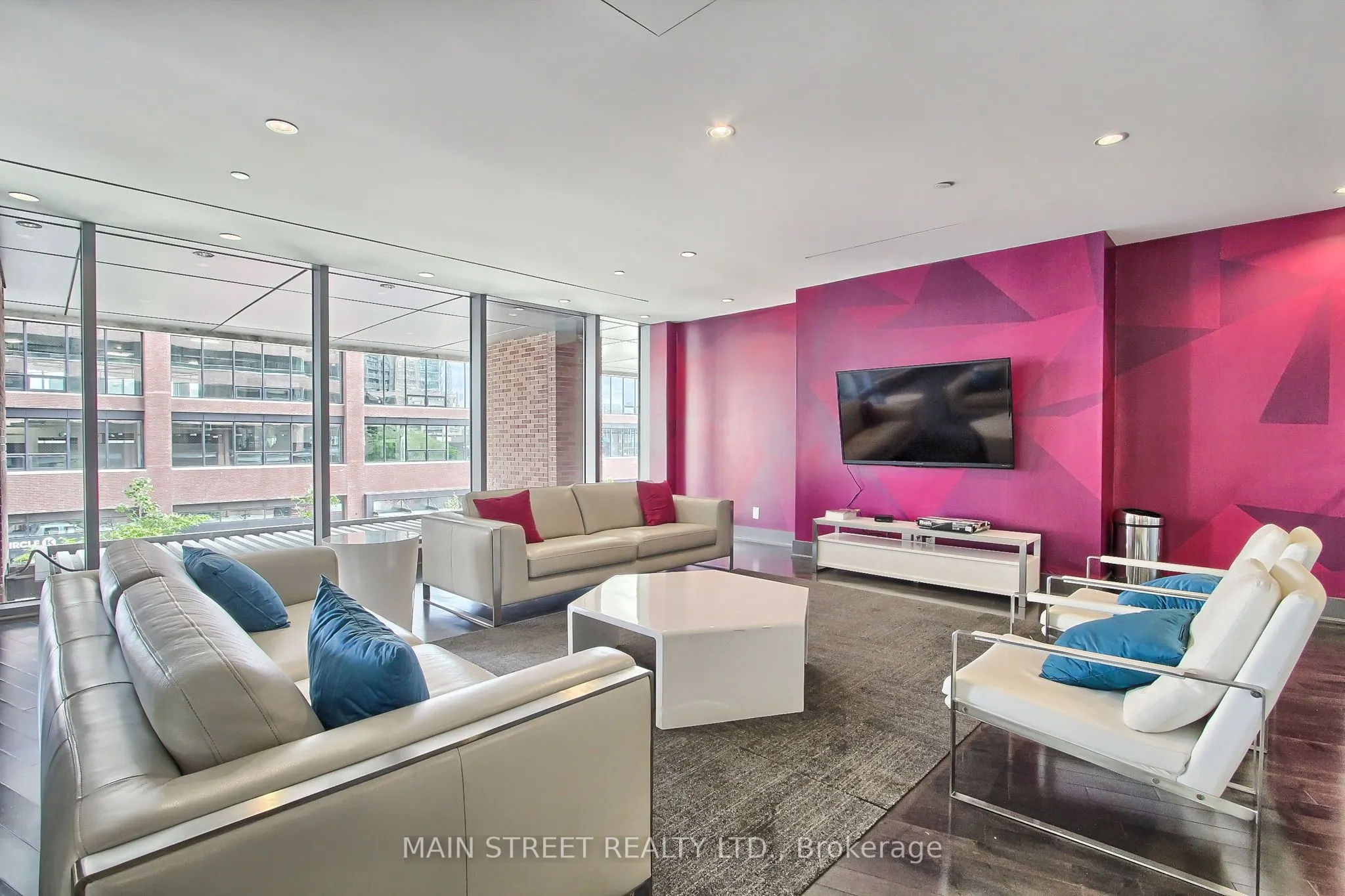 150 East Liberty Street #1213