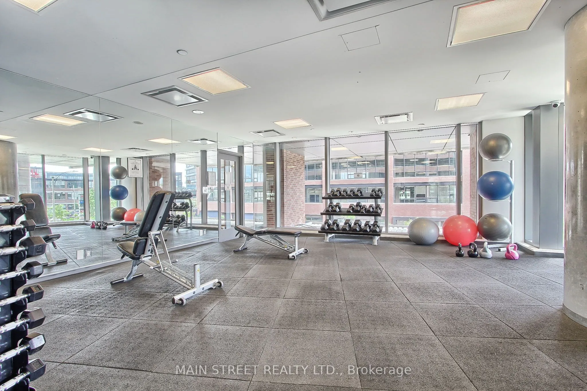 150 East Liberty Street #1213