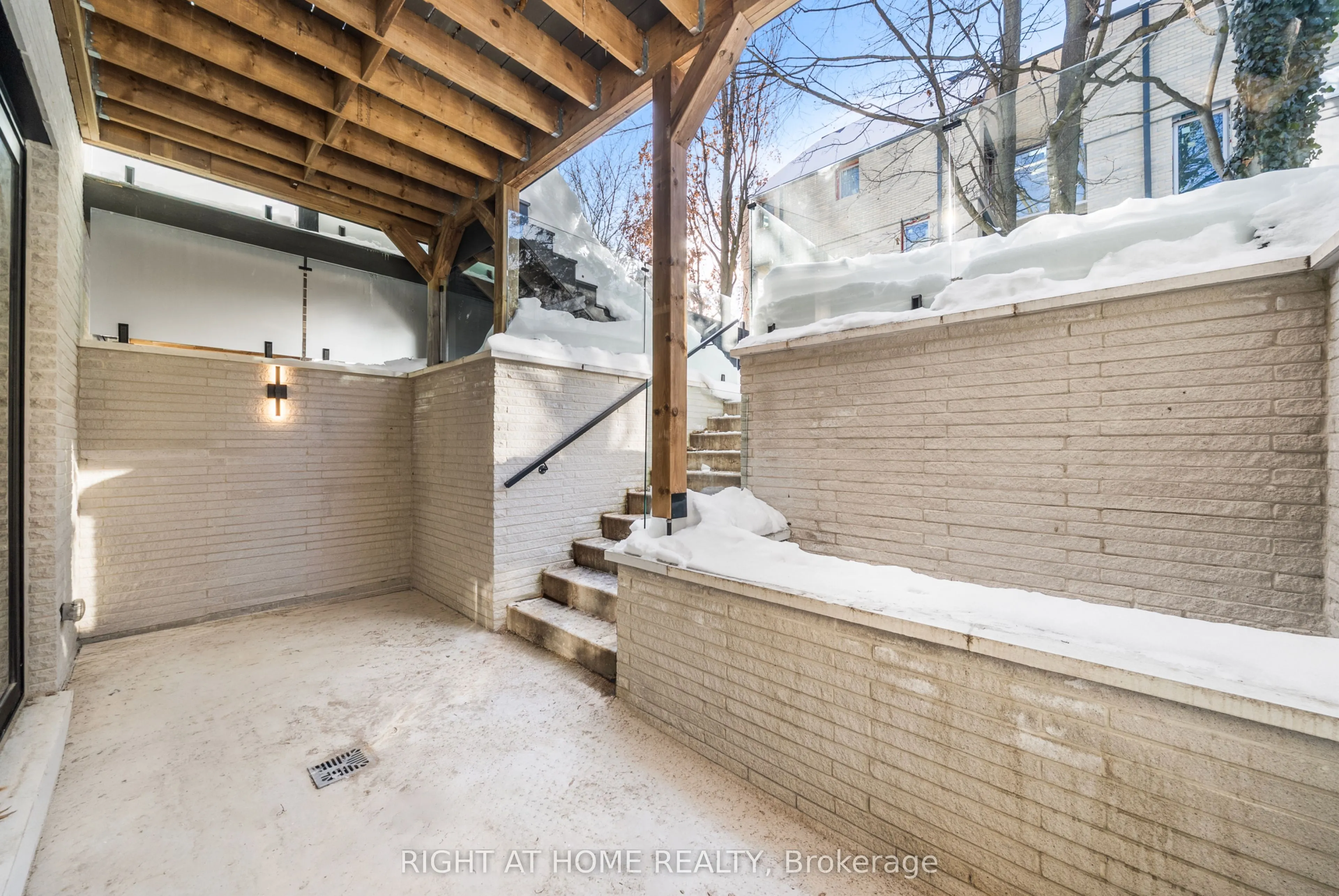 74B Rathnelly Avenue