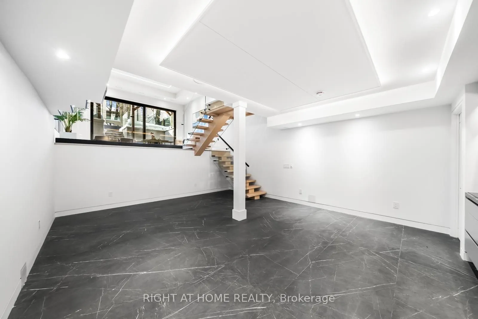 74B Rathnelly Avenue