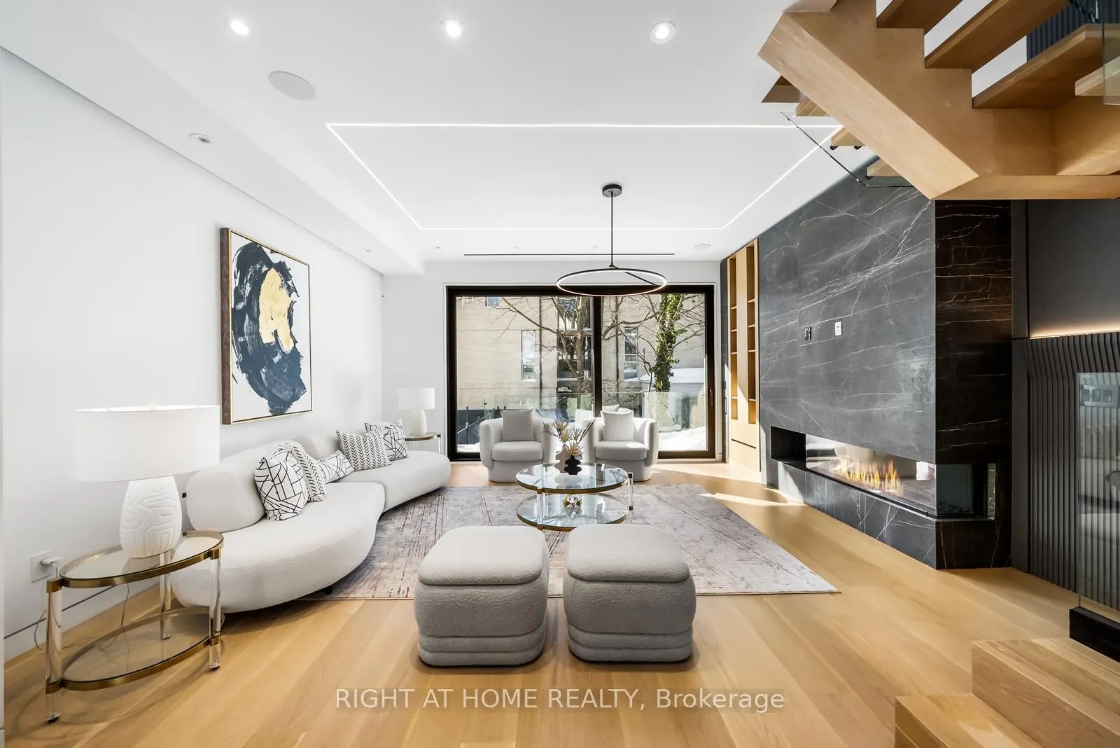 74B Rathnelly Avenue