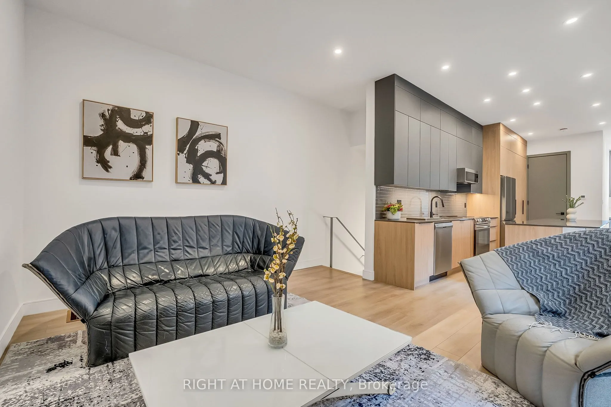 1169 Davenport Road