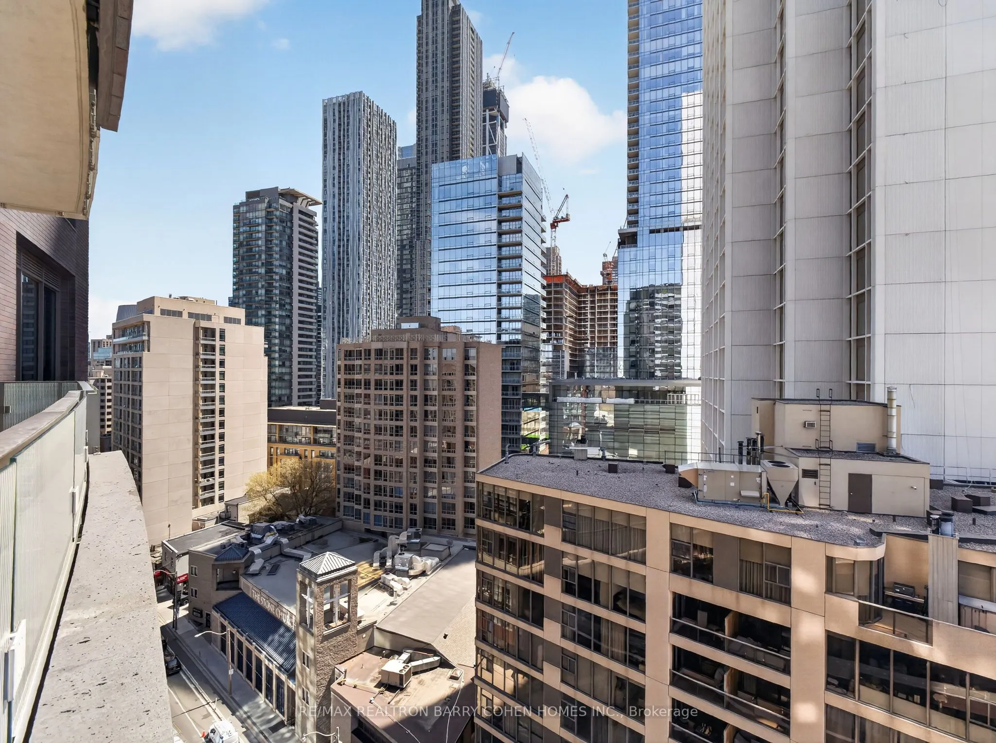 88 Davenport Road #1202