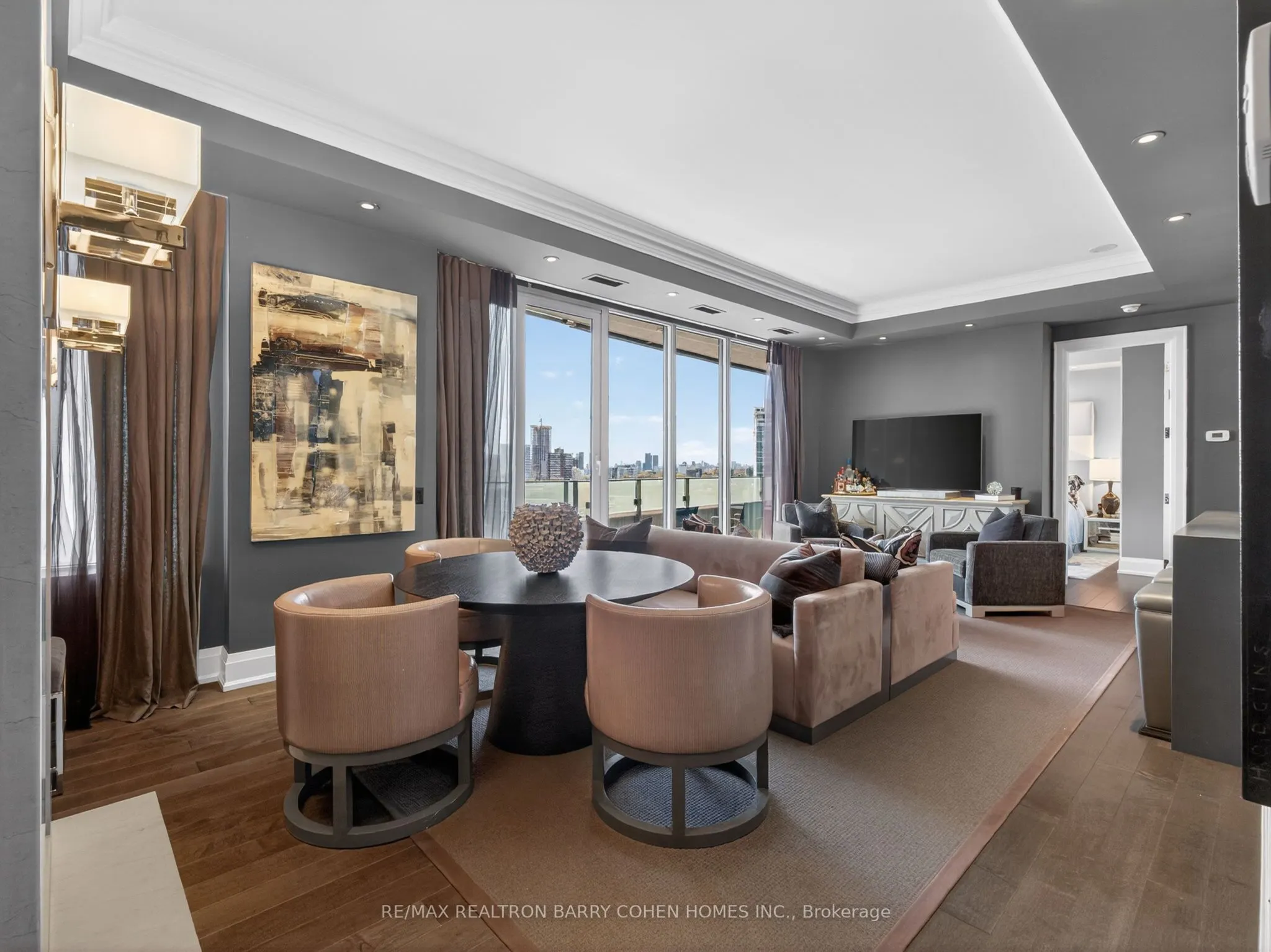 88 Davenport Road #1202