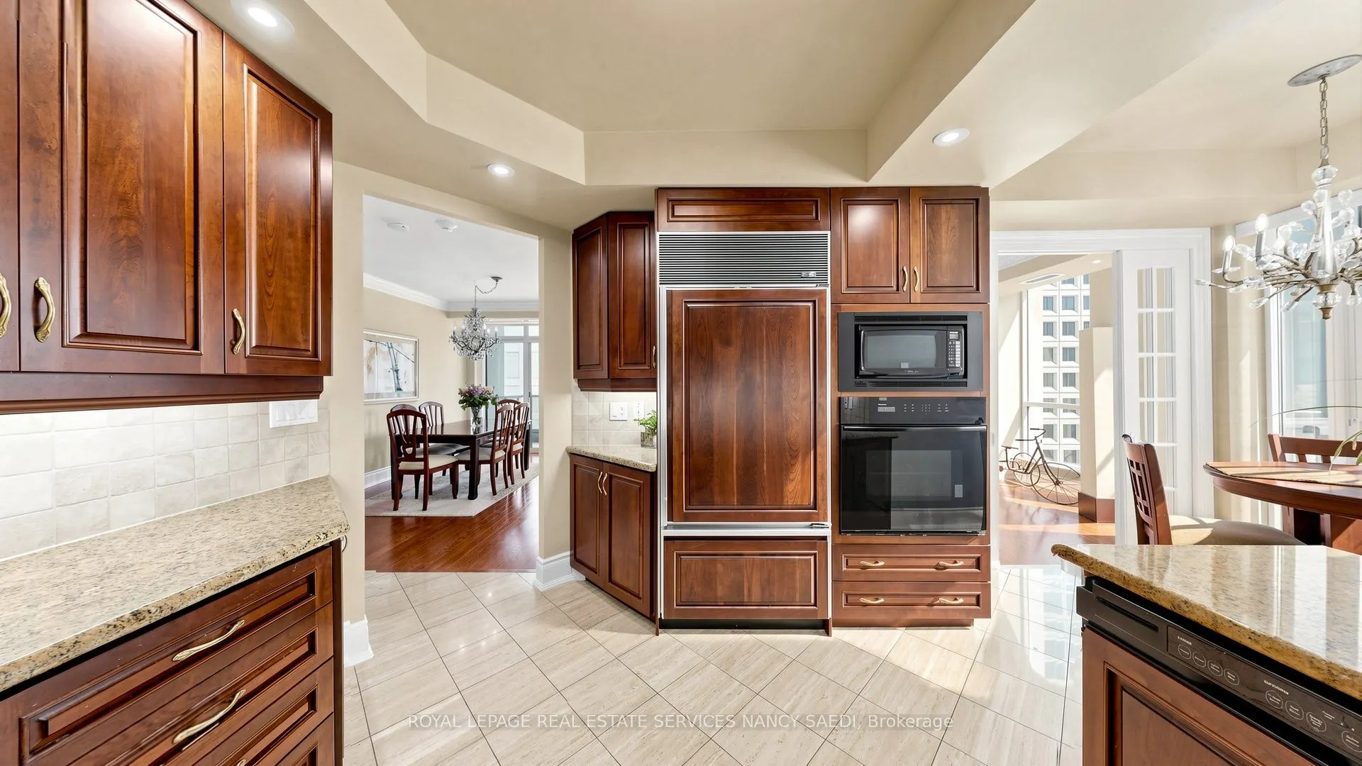 10 Bellair Street #802