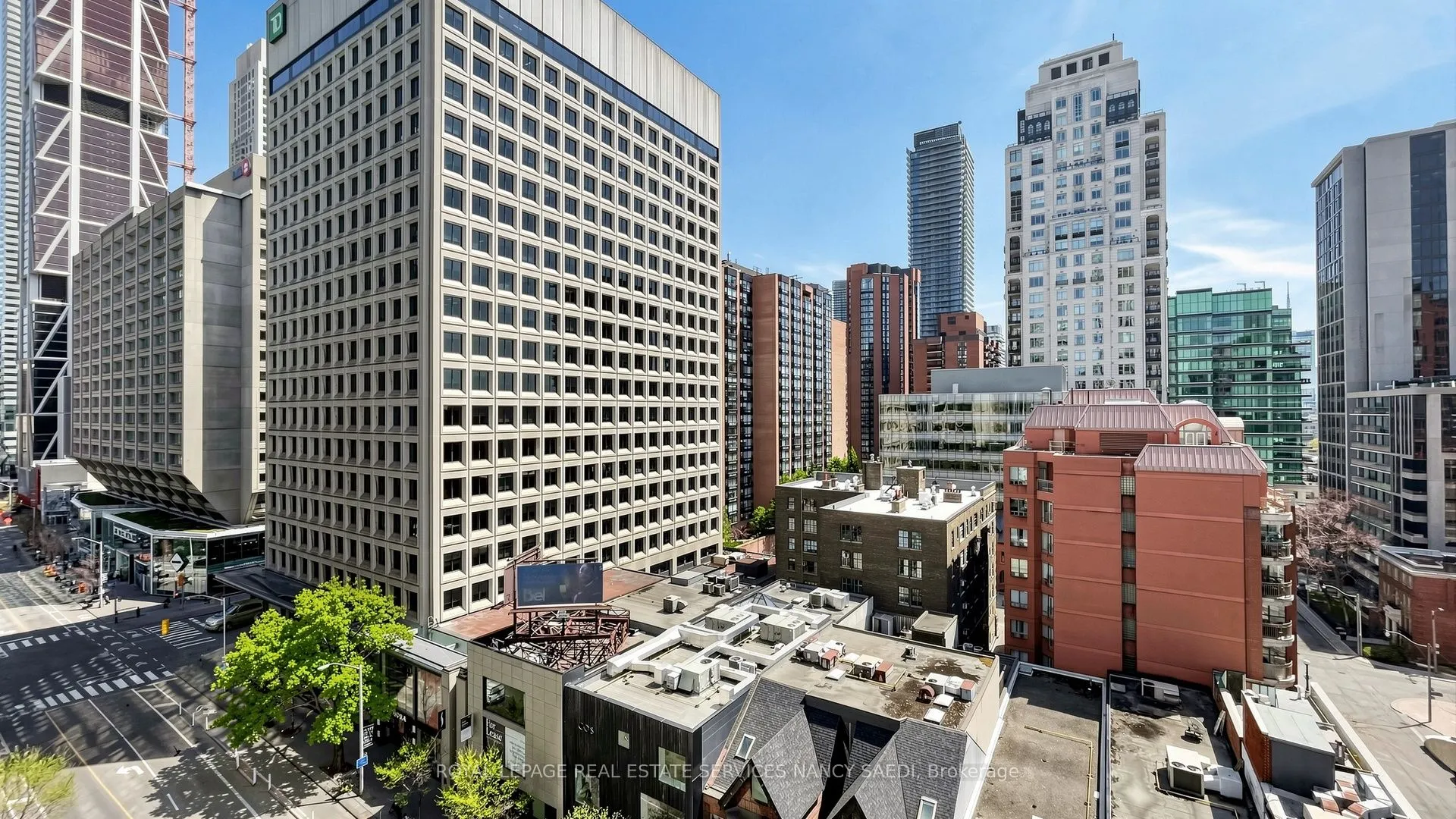 10 Bellair Street #802
