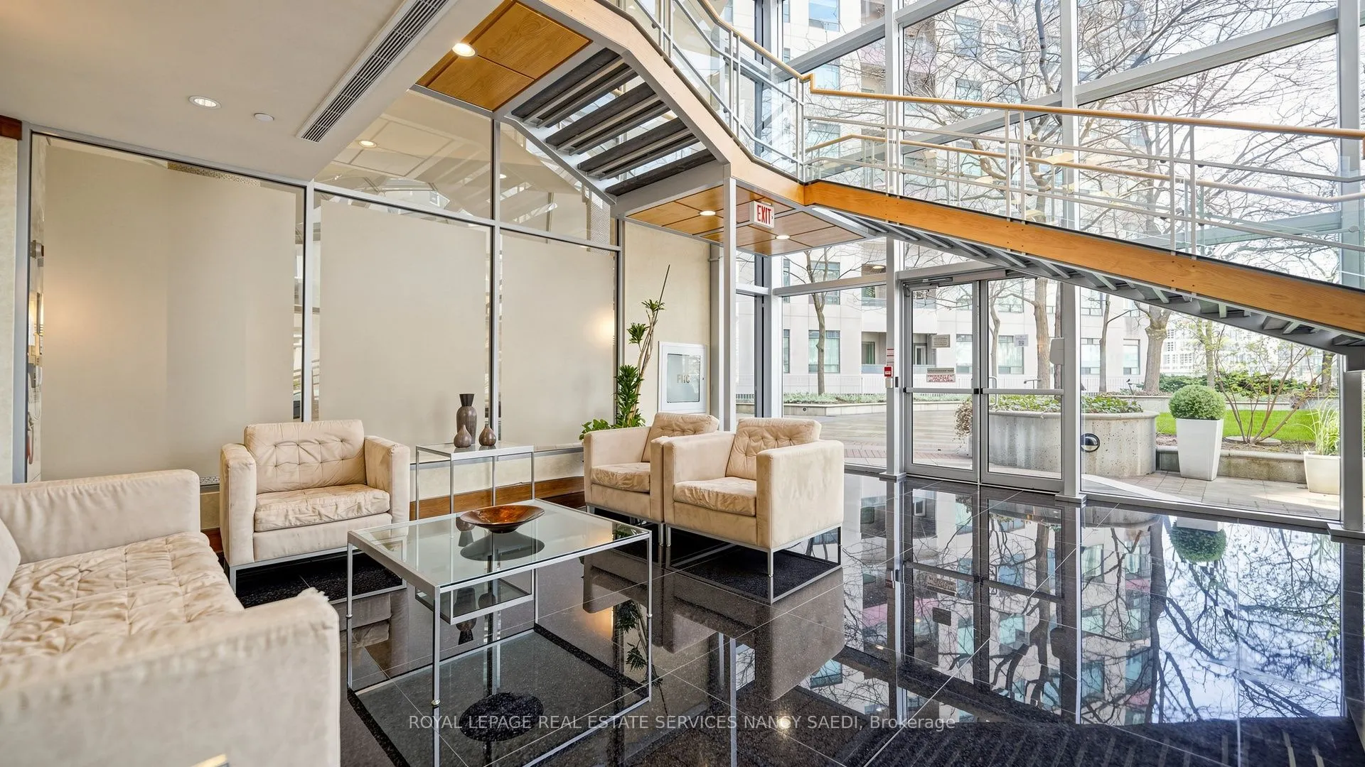 10 Bellair Street #802