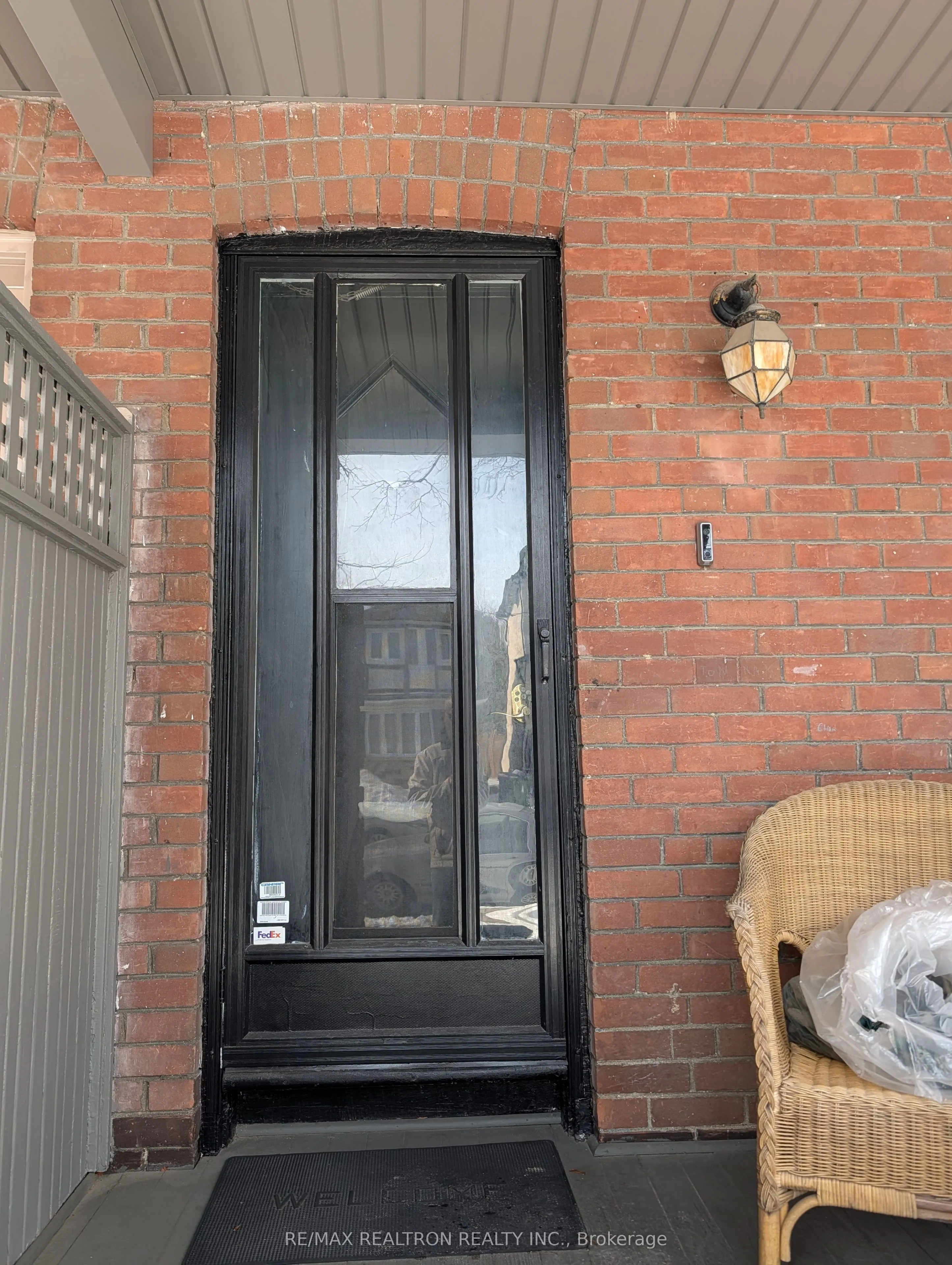 18 Thurston Road