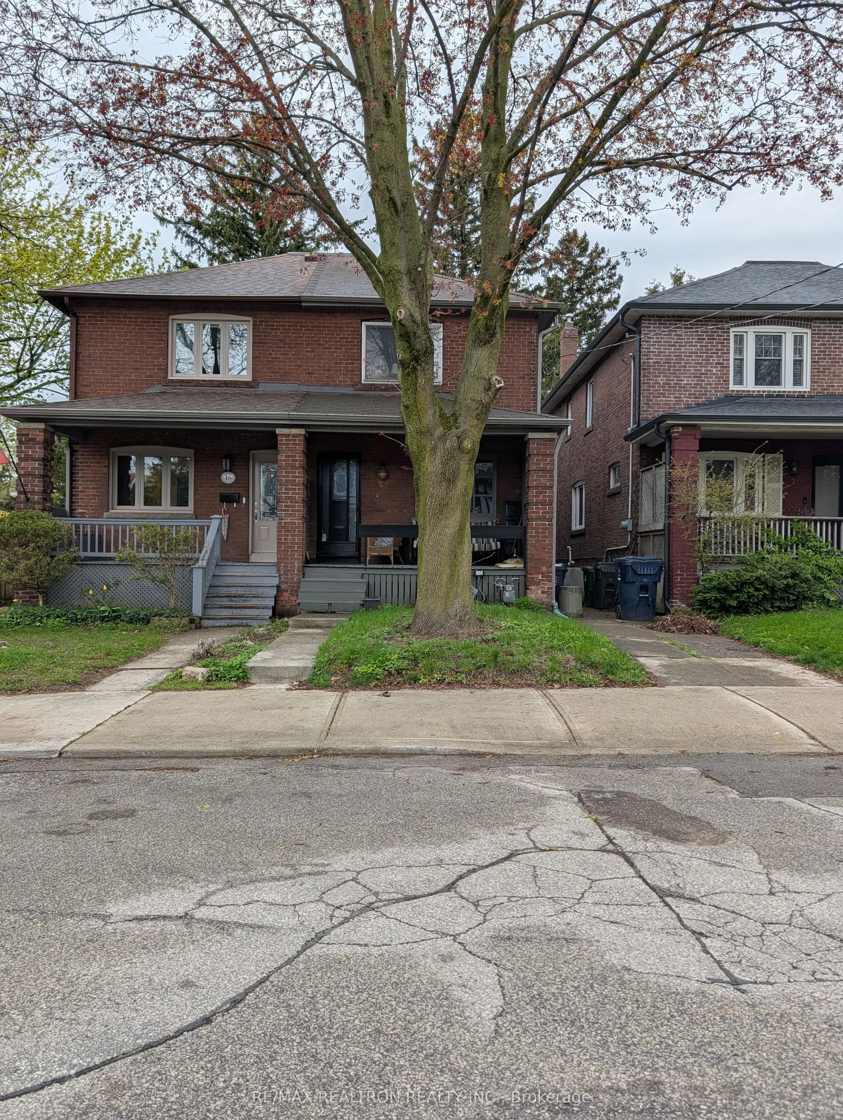18 Thurston Road