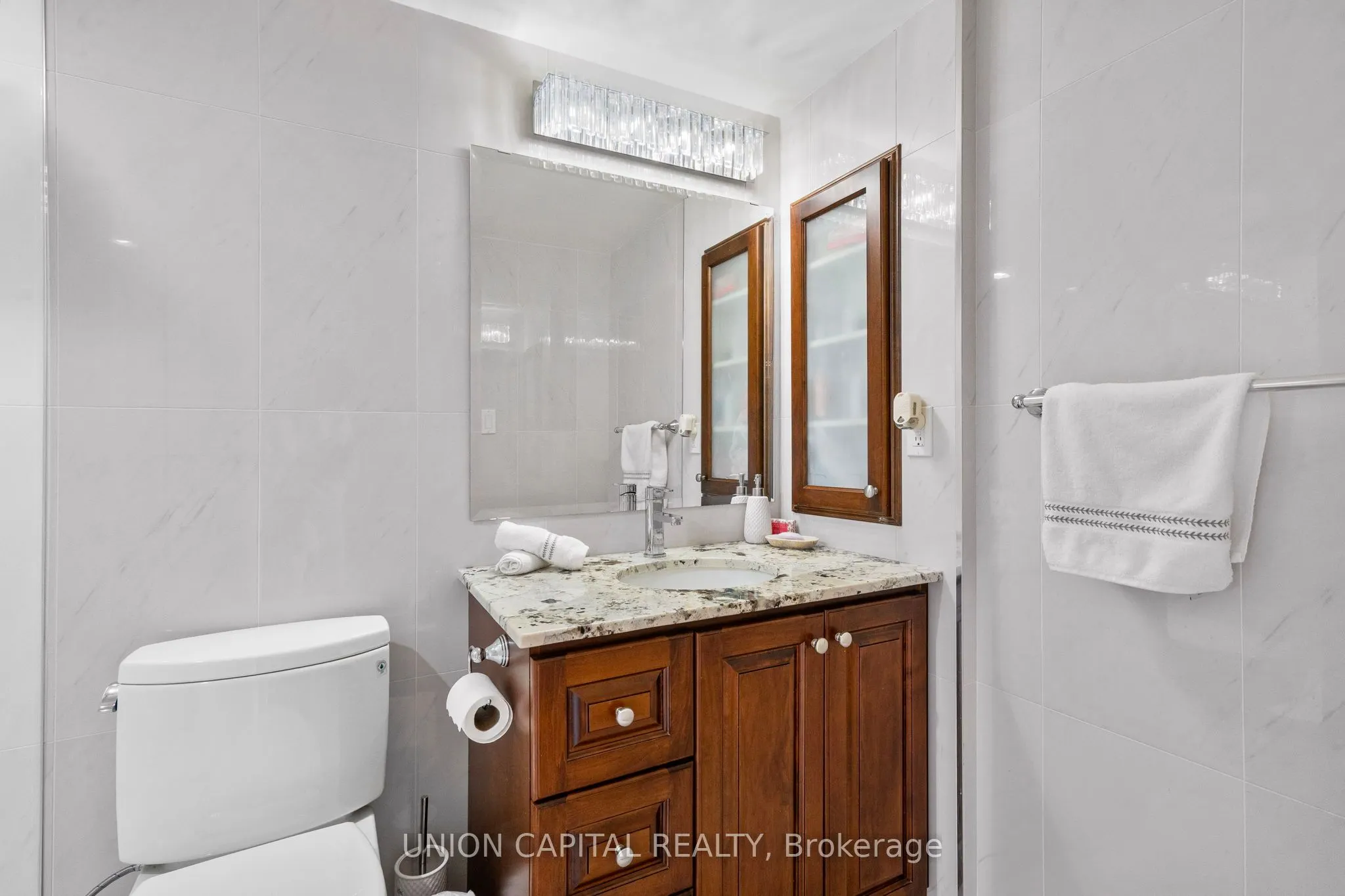 85 Skymark Drive #2405