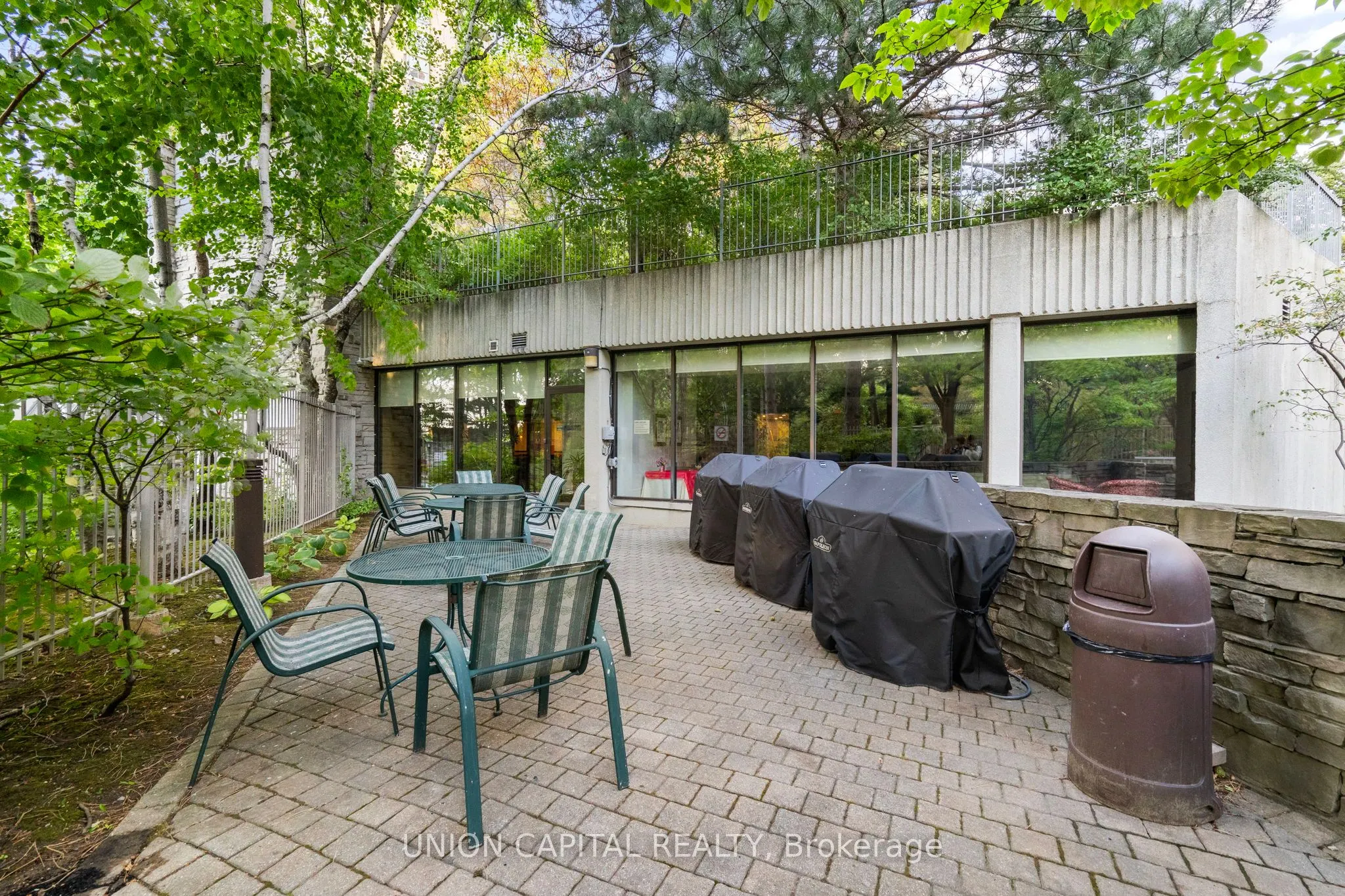 85 Skymark Drive #2405