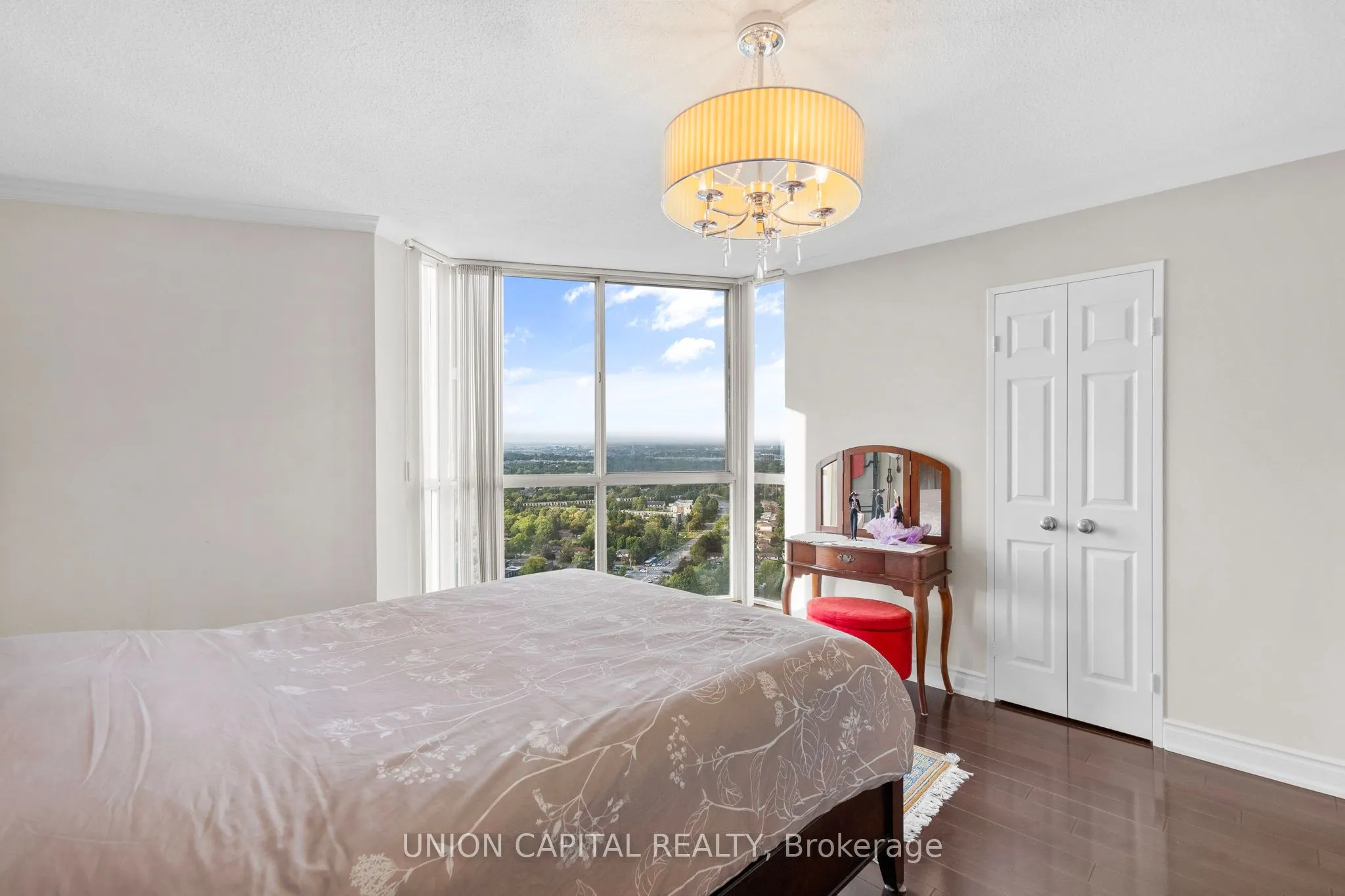 85 Skymark Drive #2405