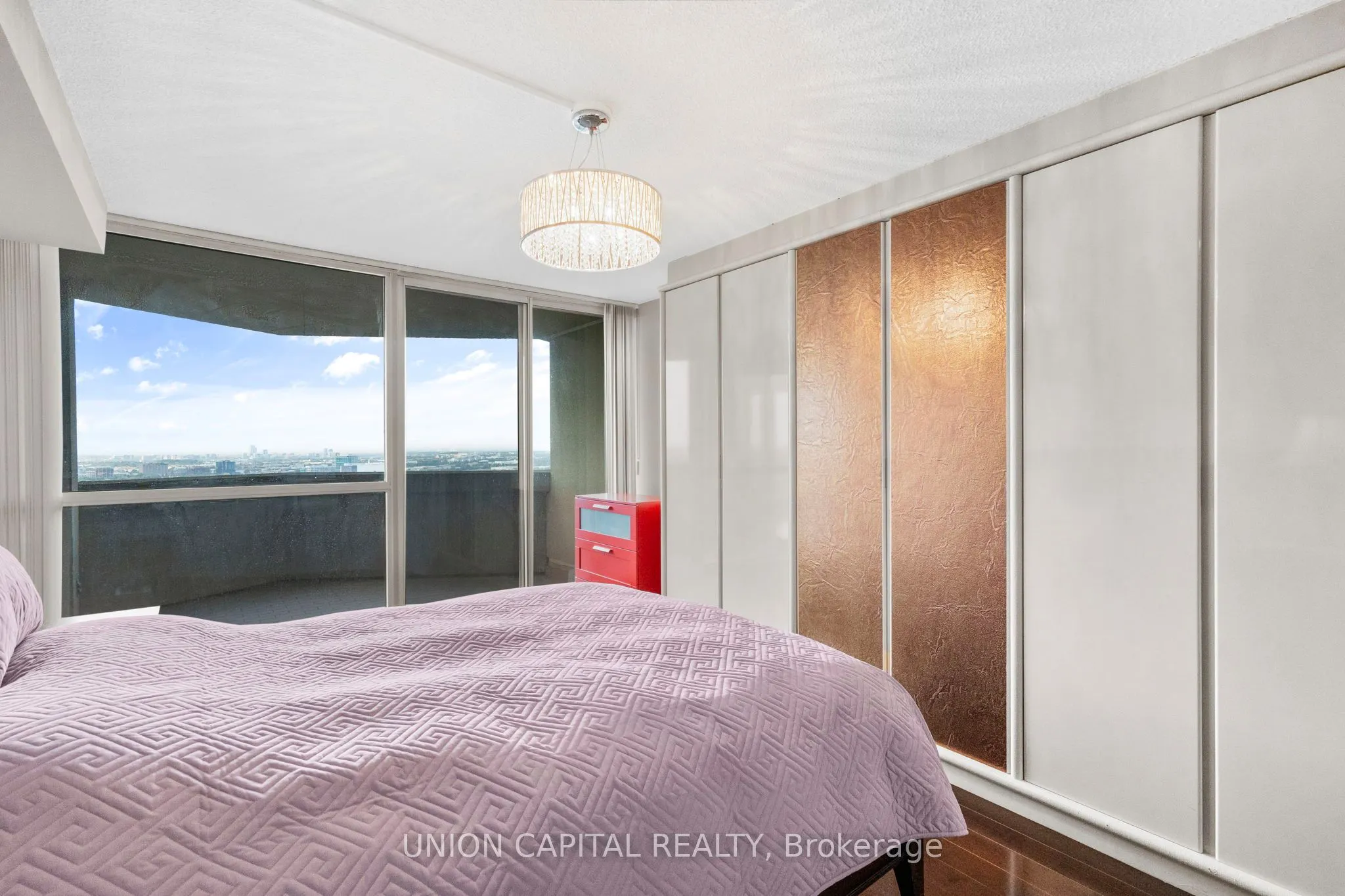 85 Skymark Drive #2405