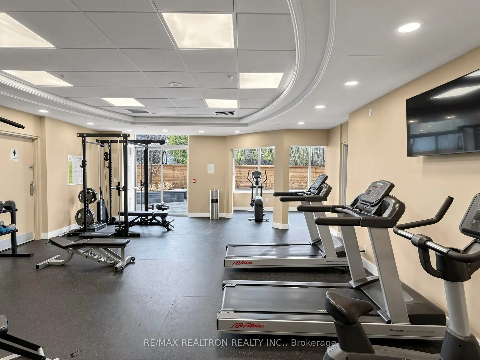16 Dallimore Circle #414