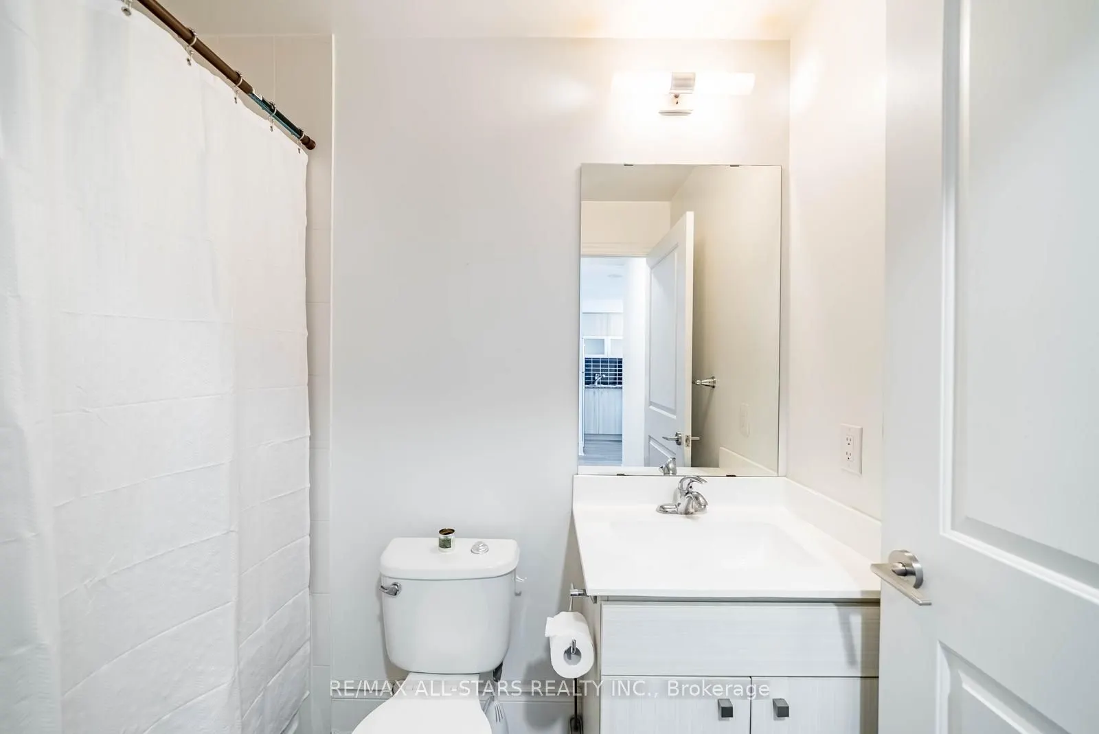 2015 Sheppard Avenue E #407