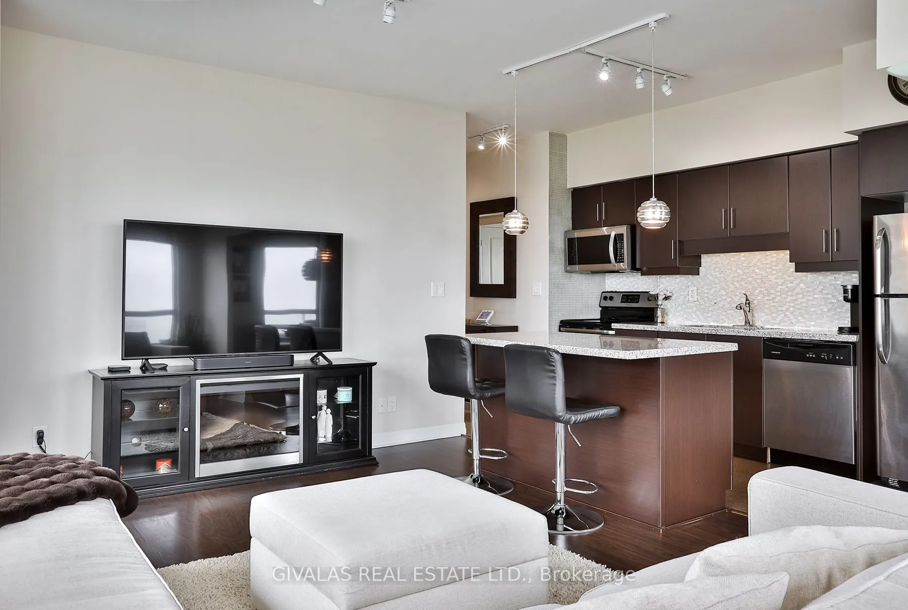 30 Herons Hill Way #2110