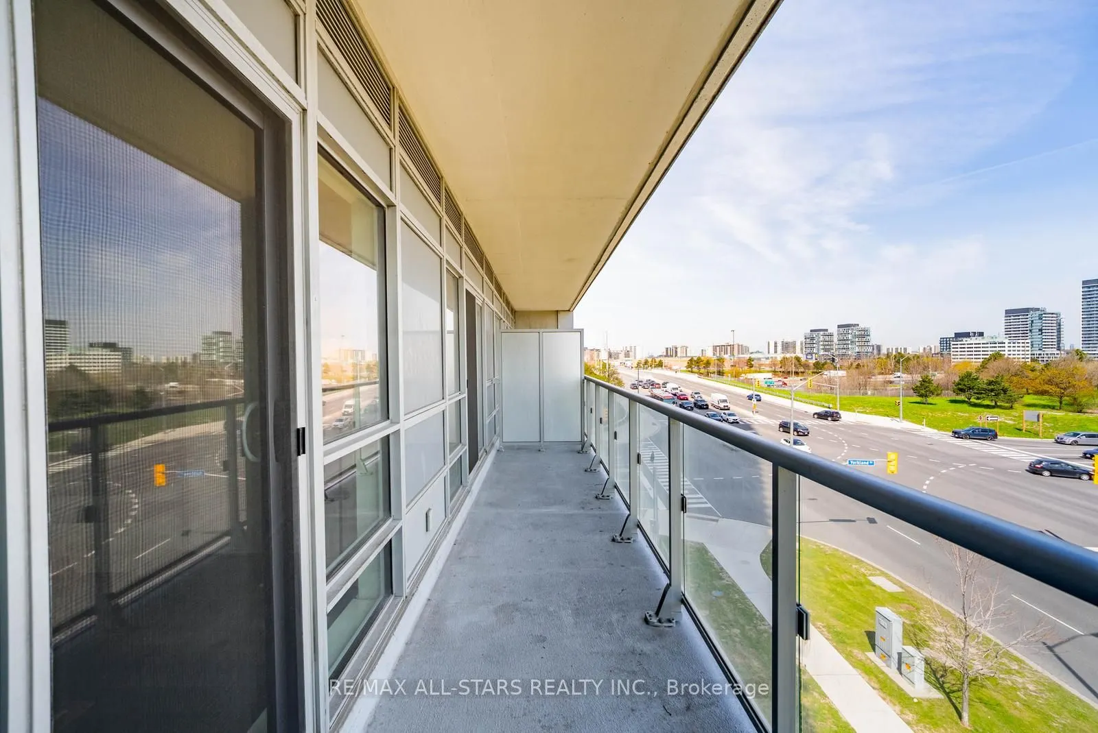 2015 Sheppard Avenue E #407