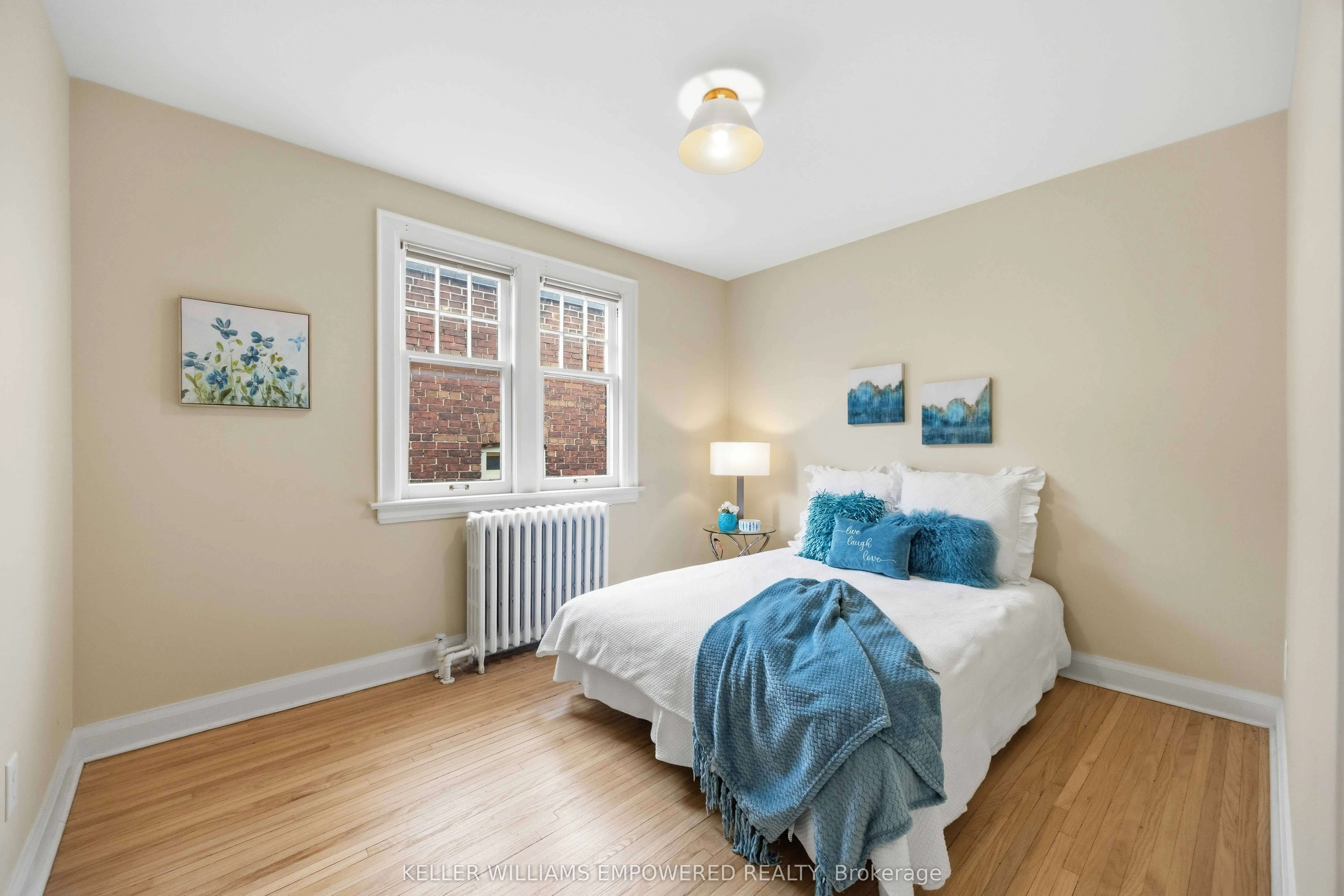 313 Lonsdale Road #7